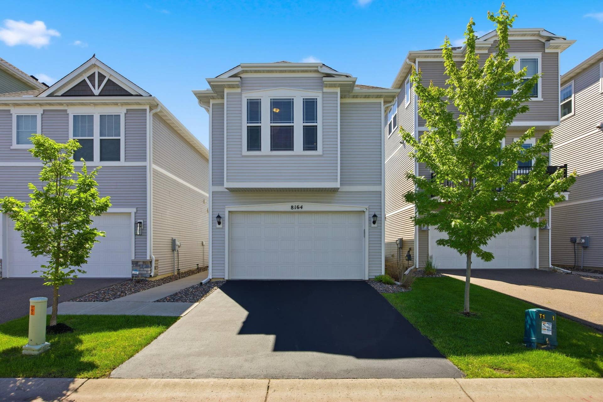 8164 Arrowwood Lane N, Maple Grove, MN 55369 8164 Arrowwood Lane N, Maple Grove, MN 55369