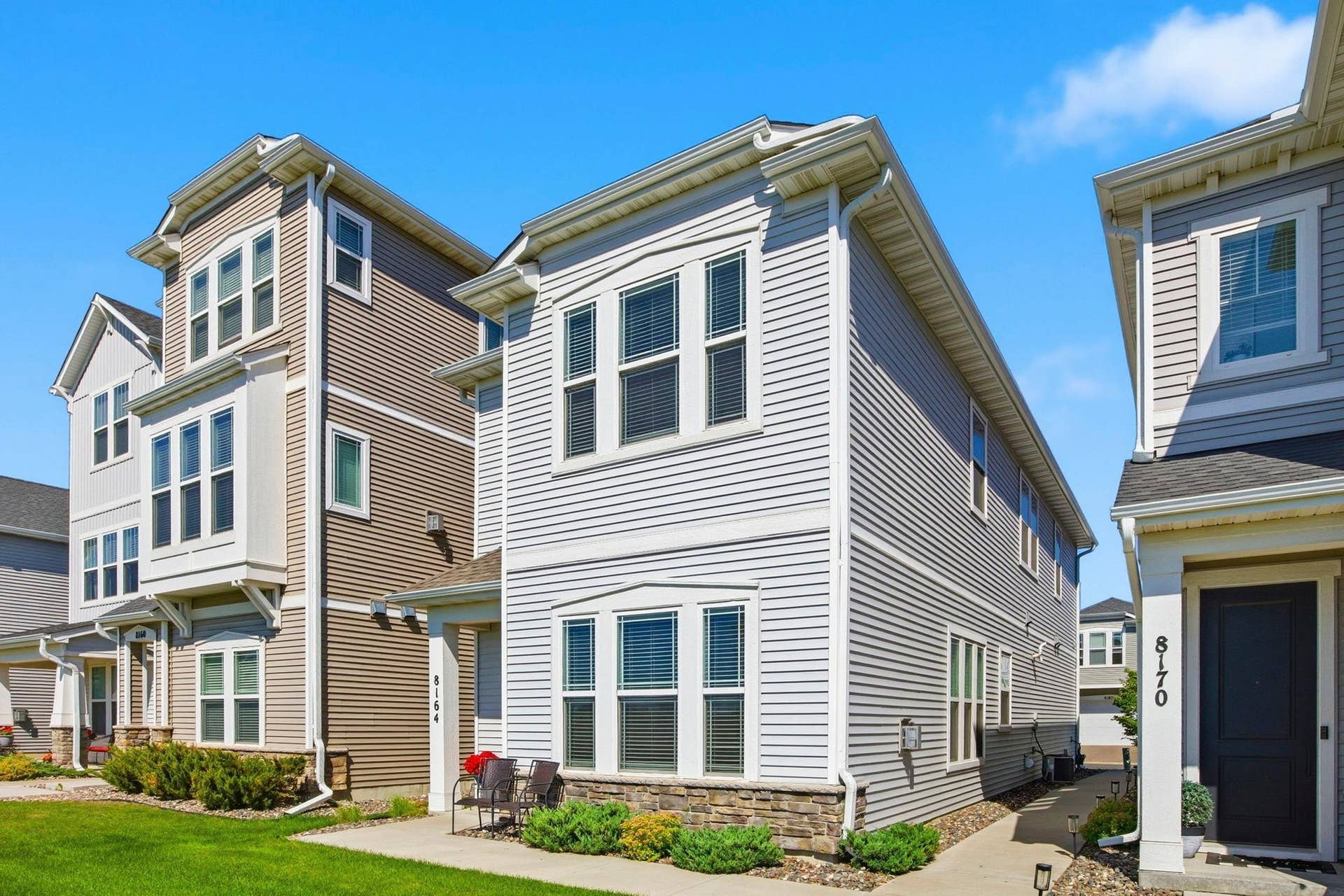 8164 Arrowwood Lane N, Maple Grove, MN 55369 8164 Arrowwood Lane N, Maple Grove, MN 55369