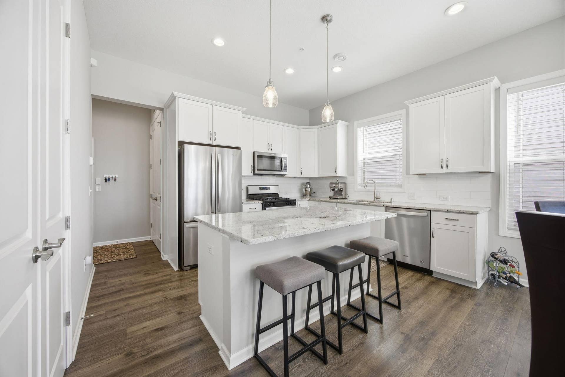 8164 Arrowwood Lane N, Maple Grove, MN 55369 8164 Arrowwood Lane N, Maple Grove, MN 55369