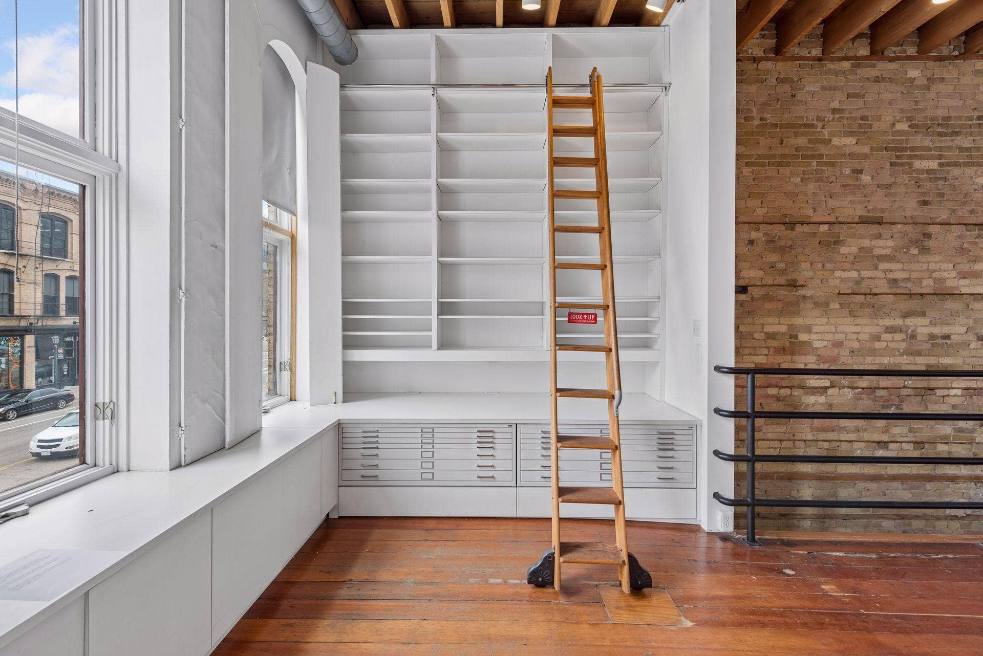 213 1/2 Washington Avenue N, 19, Minneapolis, MN 55401 Storage shelves level two