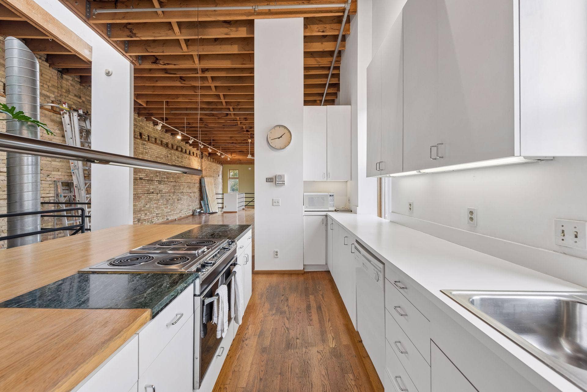 213 1/2 Washington Avenue N, 19, Minneapolis, MN 55401 213 1/2 Washington Avenue N, 19, Minneapolis, MN 55401
