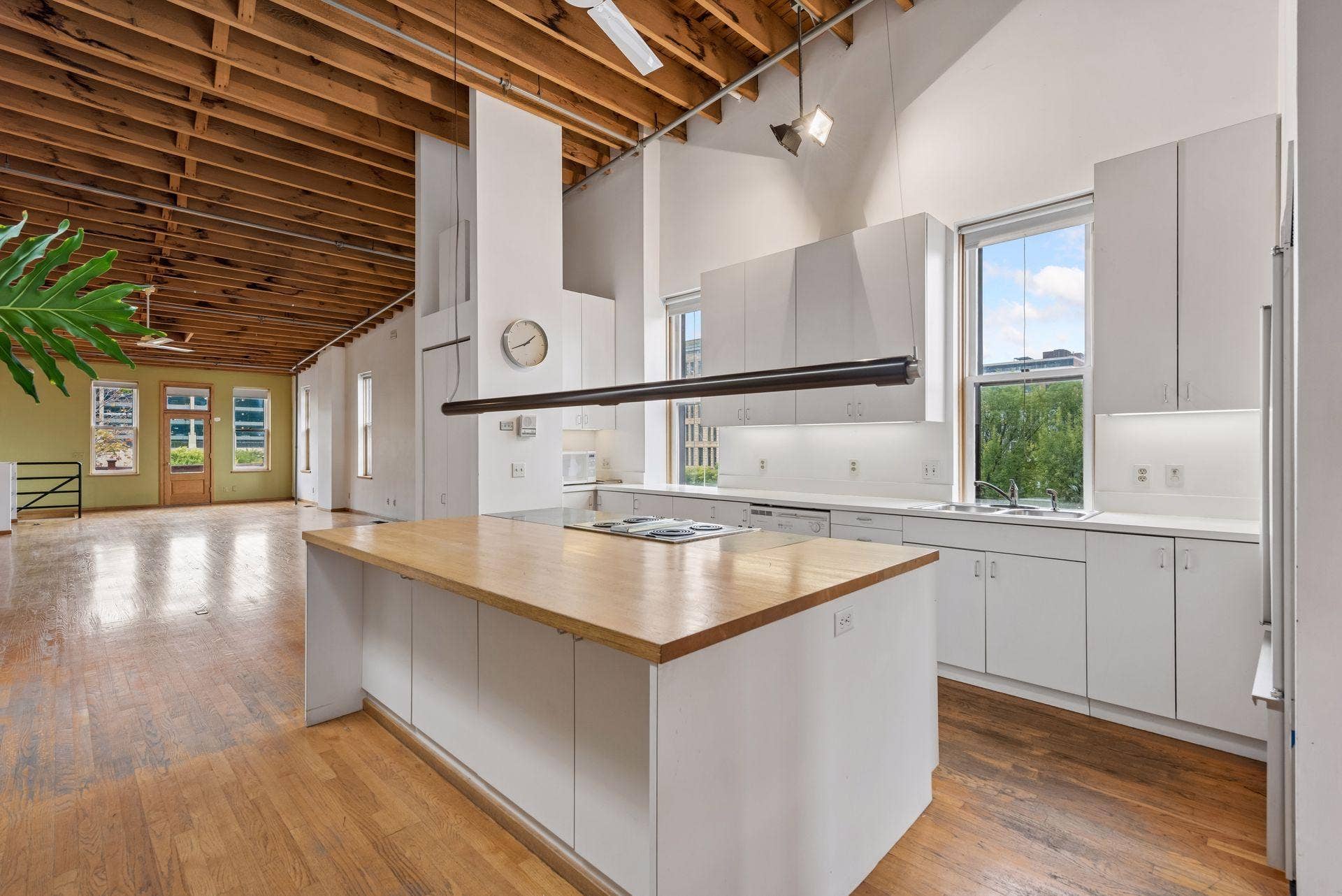 213 1/2 Washington Avenue N, 19, Minneapolis, MN 55401 213 1/2 Washington Avenue N, 19, Minneapolis, MN 55401