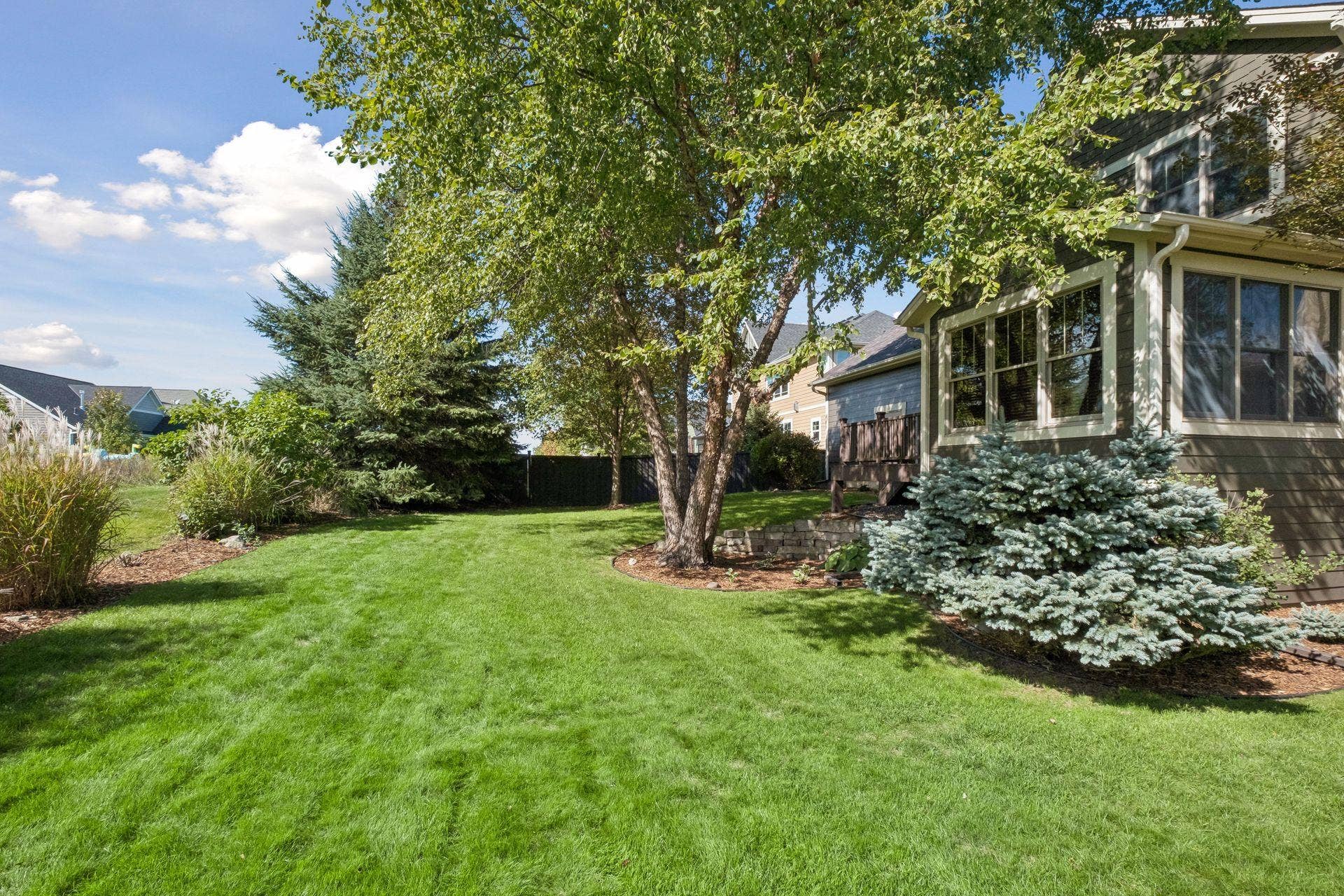 14272 Grantaire Lane N, Hugo, MN 55038 14272 Grantaire Lane N, Hugo, MN 55038