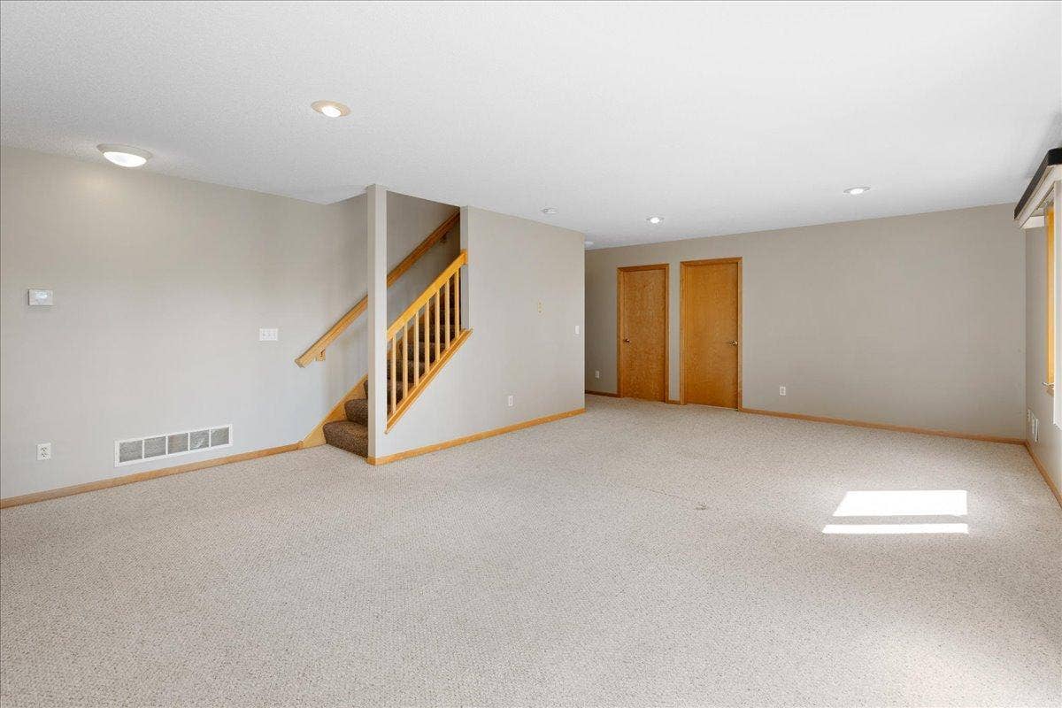 16891 88th Avenue N, Maple Grove, MN 55311 36-031.jpg
