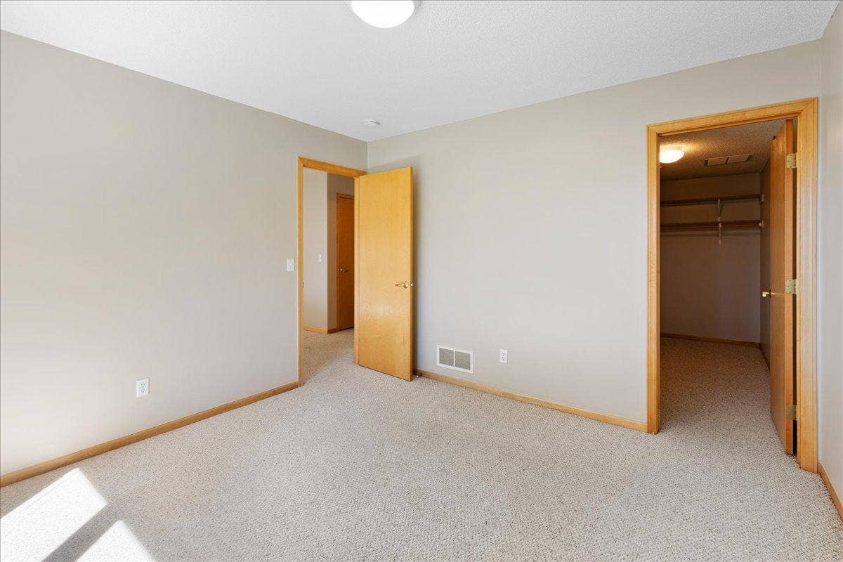 16891 88th Avenue N, Maple Grove, MN 55311 40-034.jpg
