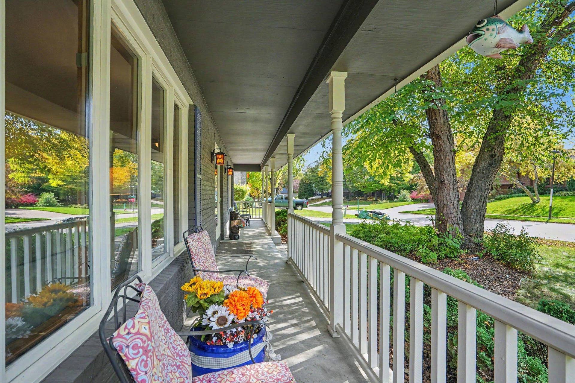 A long front porch