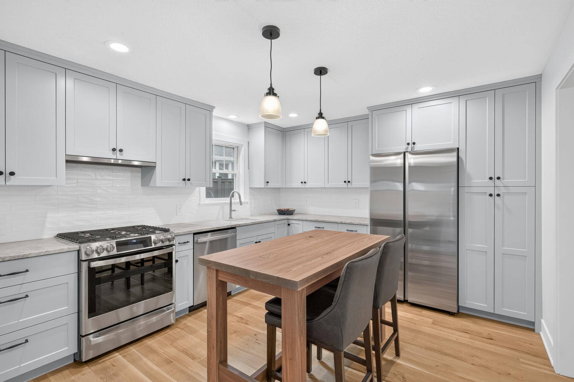 1835 Stillwater Street, White Bear Lake, MN 55110 1835 Stillwater Street, White Bear Lake, MN 55110