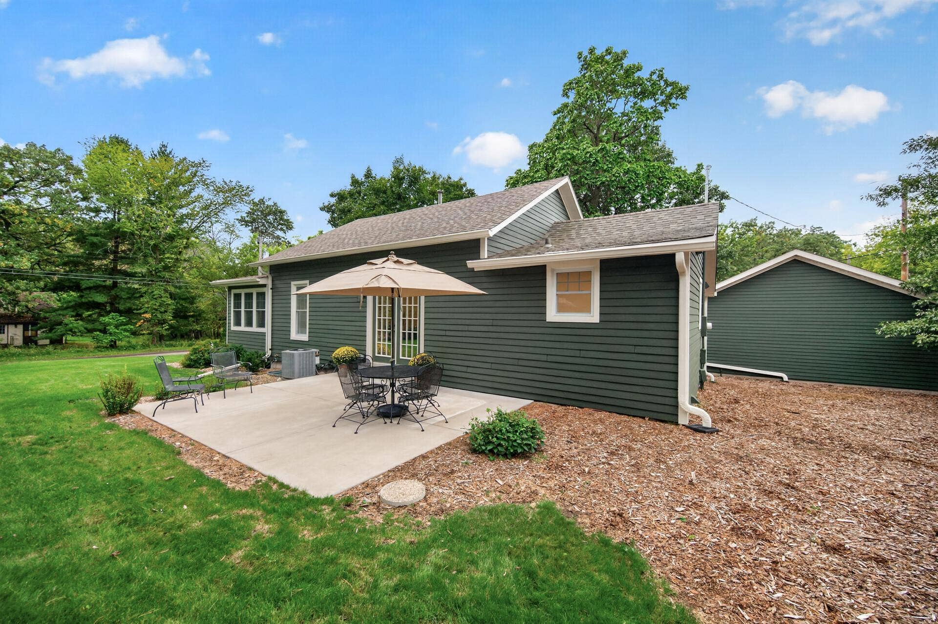1835 Stillwater Street, White Bear Lake, MN 55110 1835 Stillwater Street, White Bear Lake, MN 55110