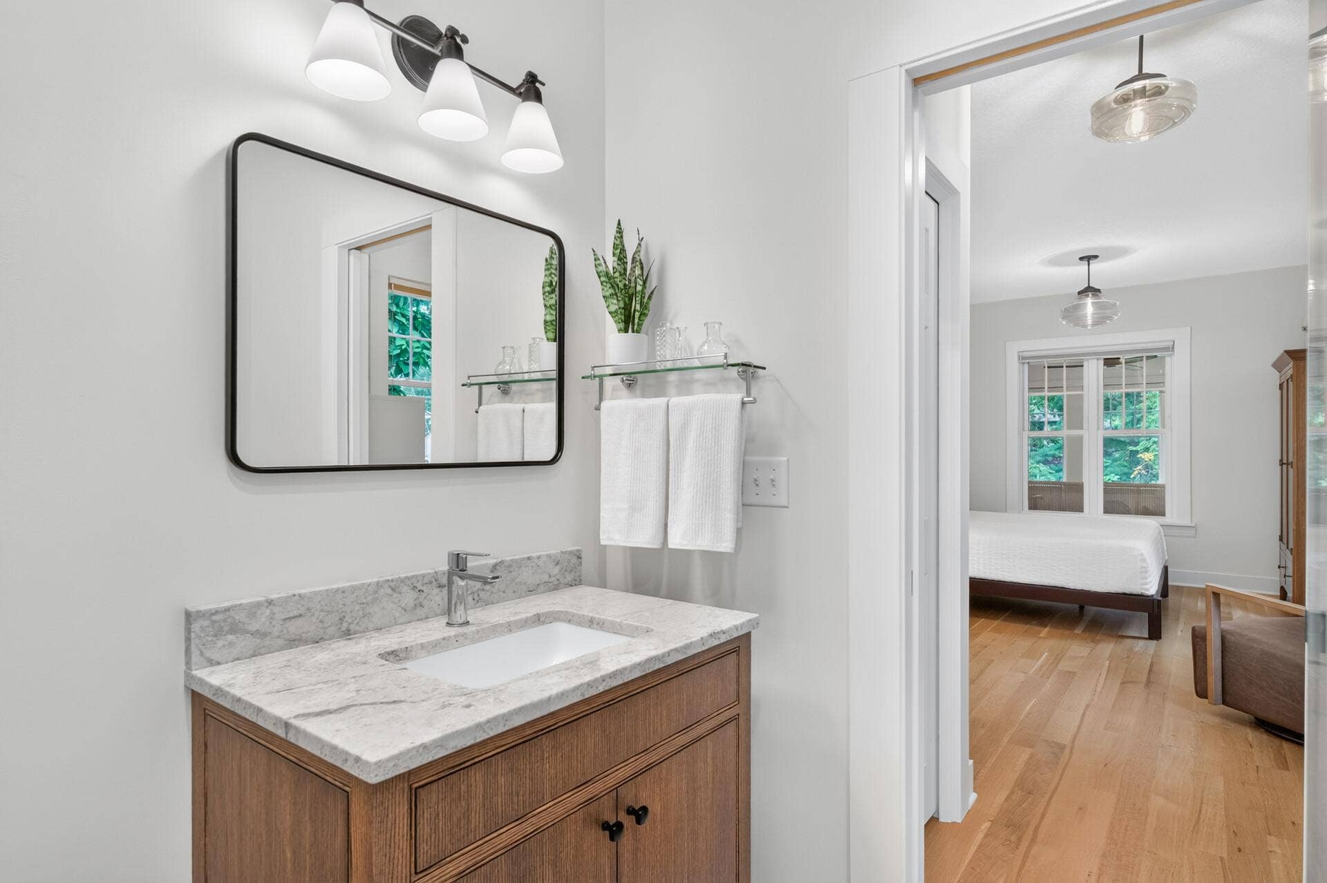 1835 Stillwater Street, White Bear Lake, MN 55110 1835 Stillwater Street, White Bear Lake, MN 55110