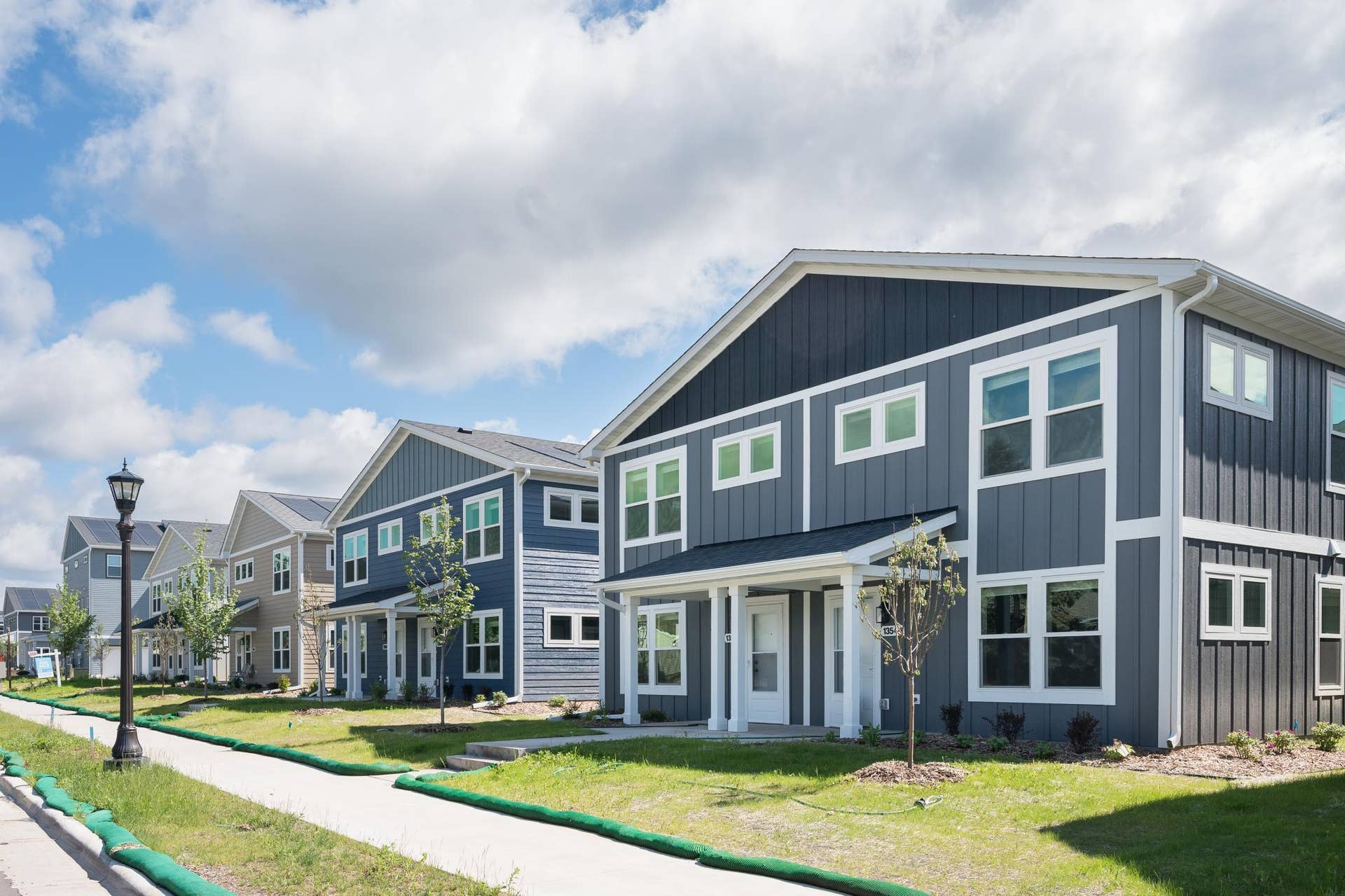 1360 Winthrop Street N, #2, 92, Saint Paul, MN 55119 059_DZ6_2828.jpg