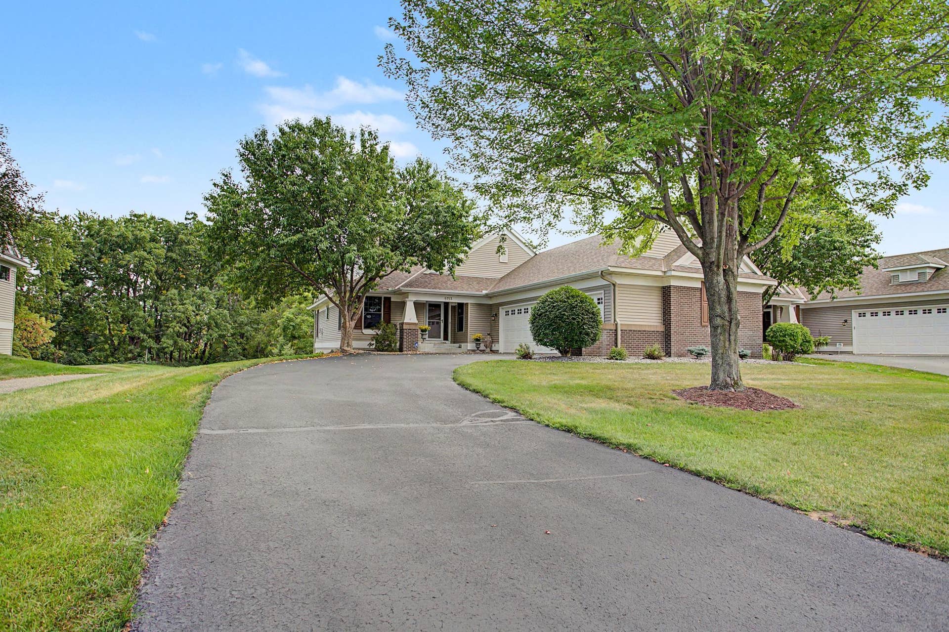 9753 Wedgewood Circle, Woodbury, MN 55125 9753 Wedgewood Circle, Woodbury, MN 55125