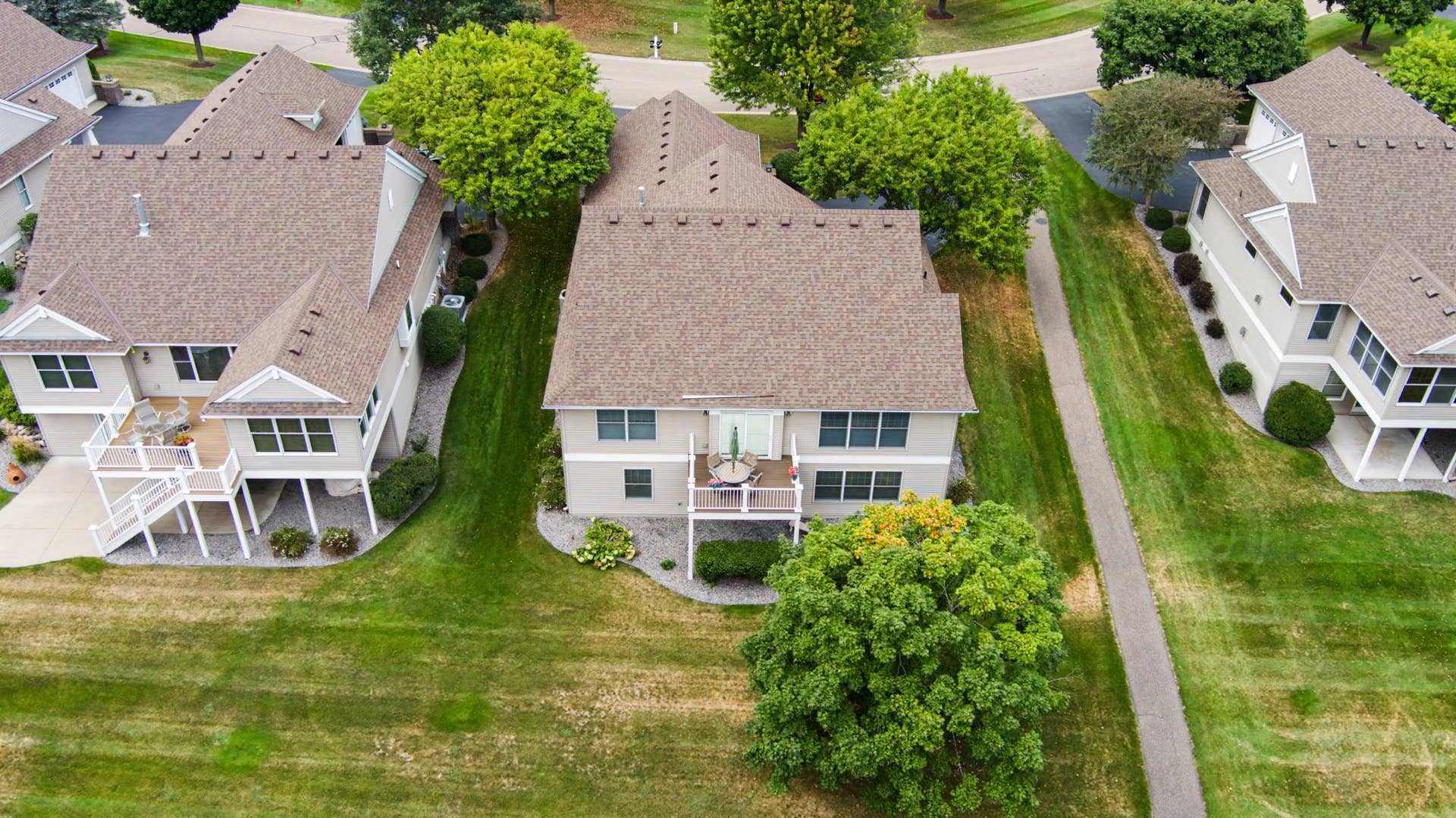 9753 Wedgewood Circle, Woodbury, MN 55125 9753 Wedgewood Circle, Woodbury, MN 55125
