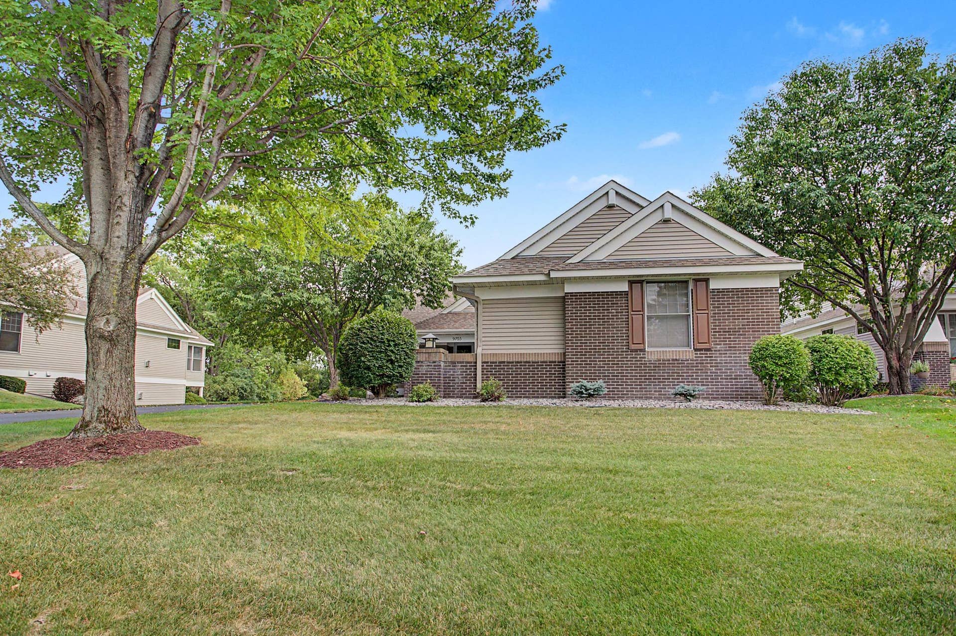 9753 Wedgewood Circle, Woodbury, MN 55125 9753 Wedgewood Circle, Woodbury, MN 55125