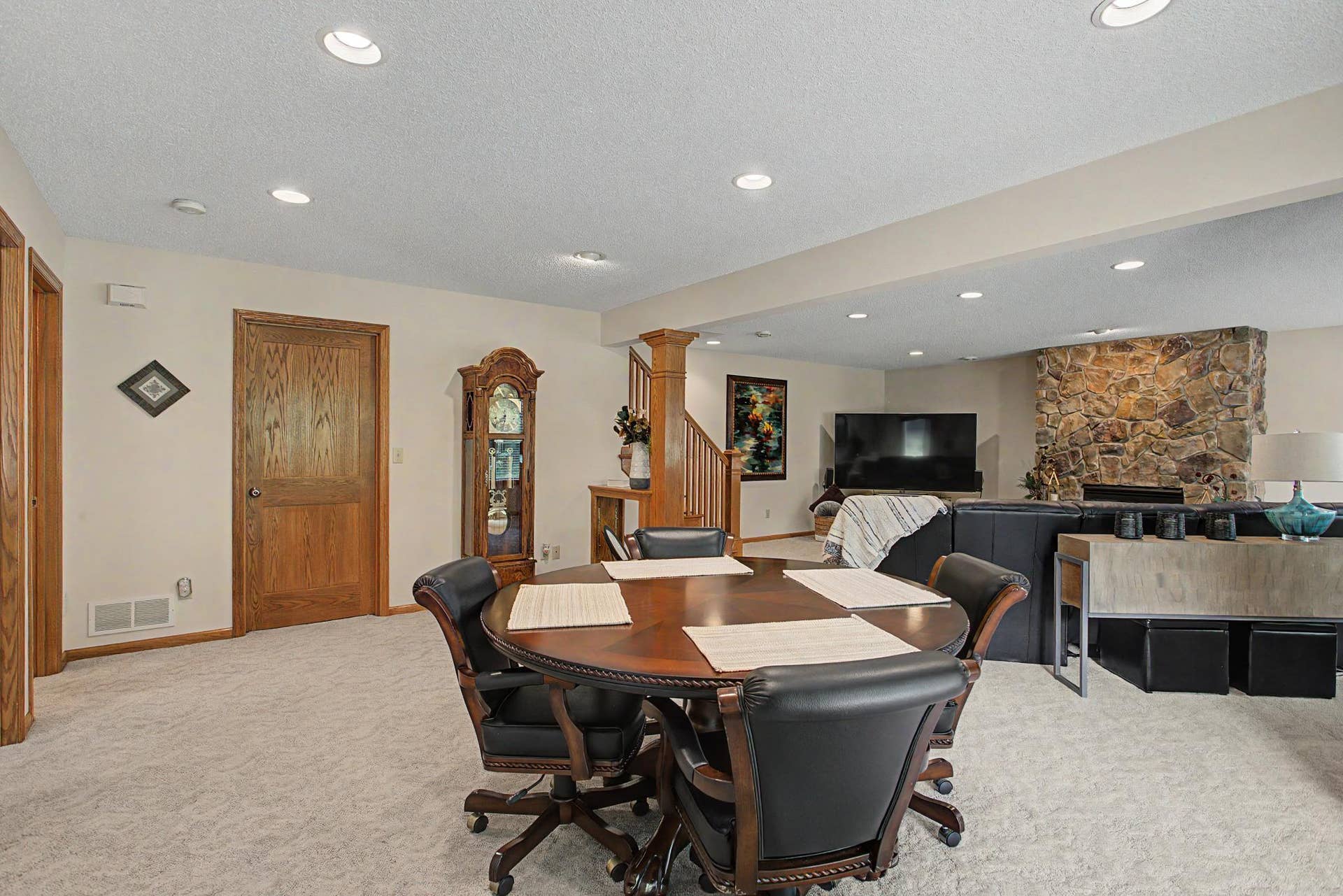 9753 Wedgewood Circle, Woodbury, MN 55125 9753 Wedgewood Circle, Woodbury, MN 55125