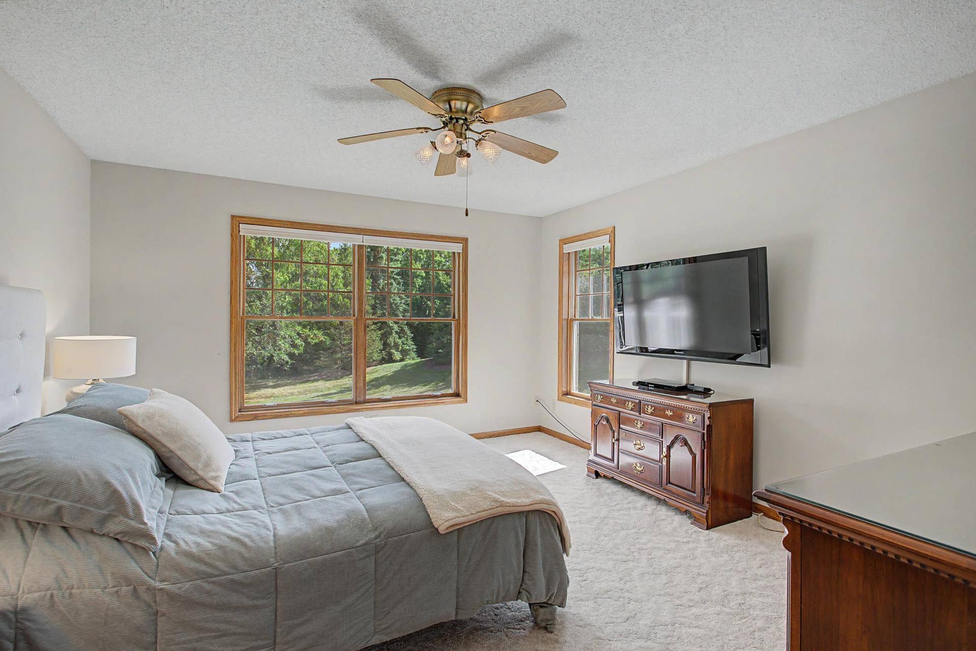 9753 Wedgewood Circle, Woodbury, MN 55125 9753 Wedgewood Circle, Woodbury, MN 55125