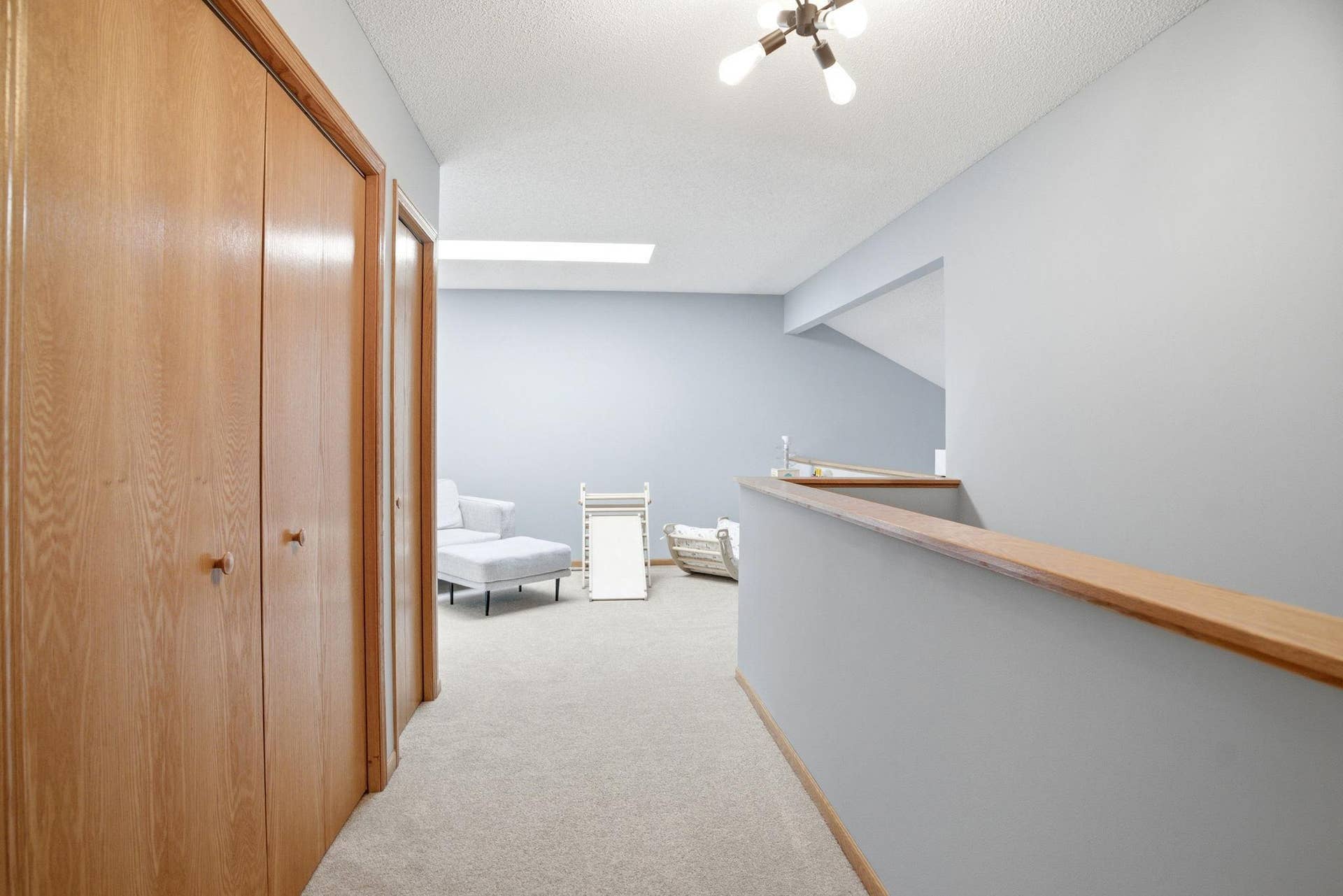 8854 Spring Lane, Woodbury, MN 55125 8854 Spring Lane, Woodbury, MN 55125