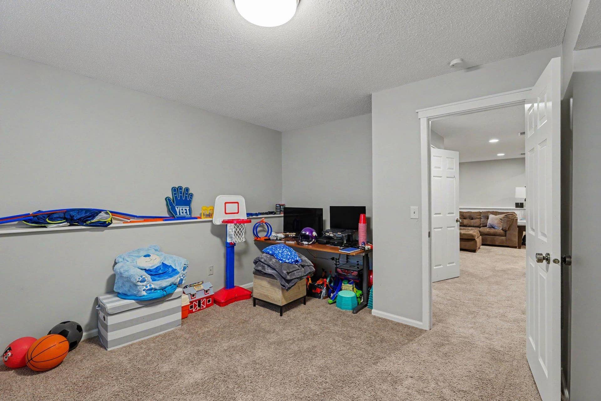 4120 W 137th Street, Savage, MN 55378 015_file_7938.jpg