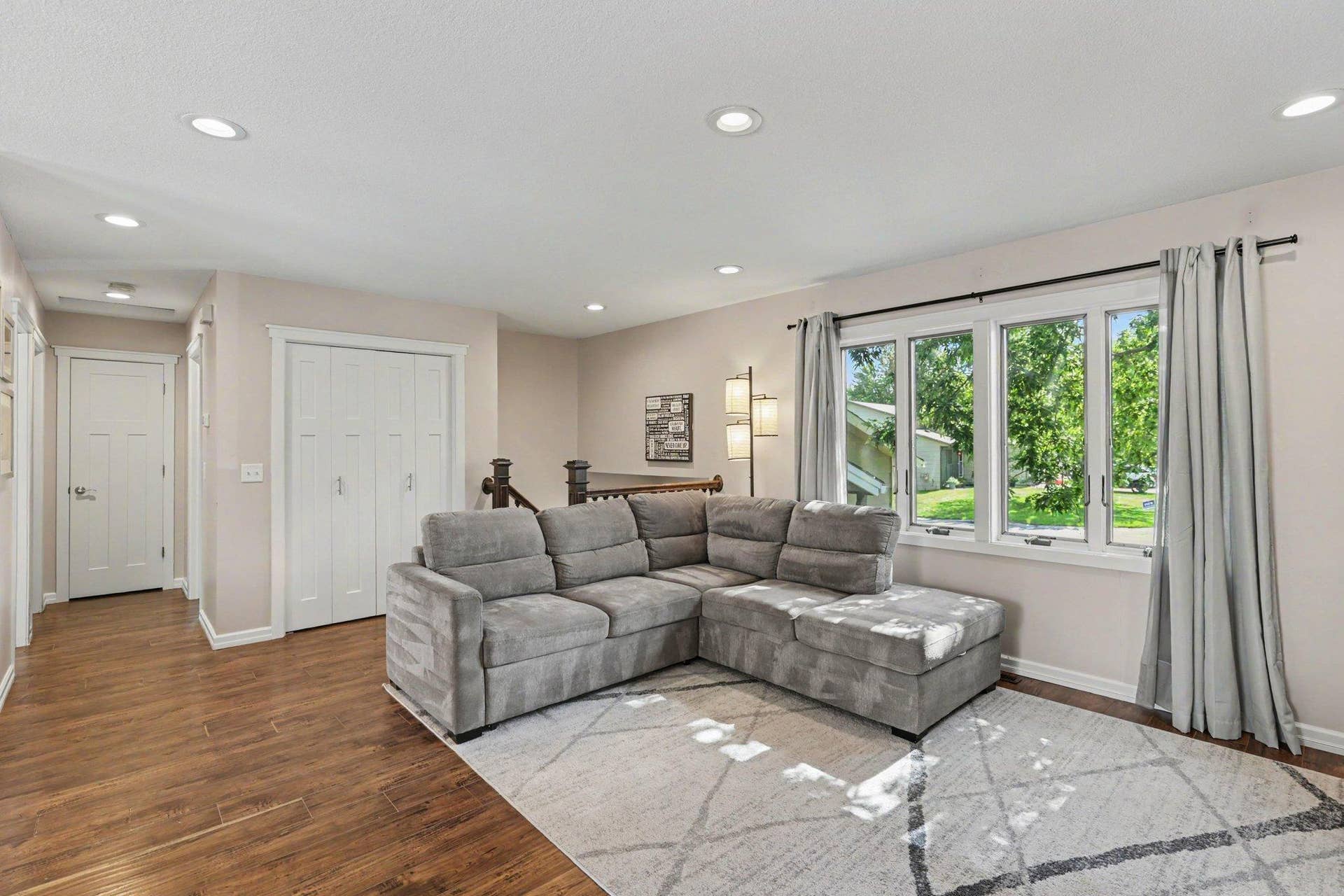 4120 W 137th Street, Savage, MN 55378 005_file_4053.jpg