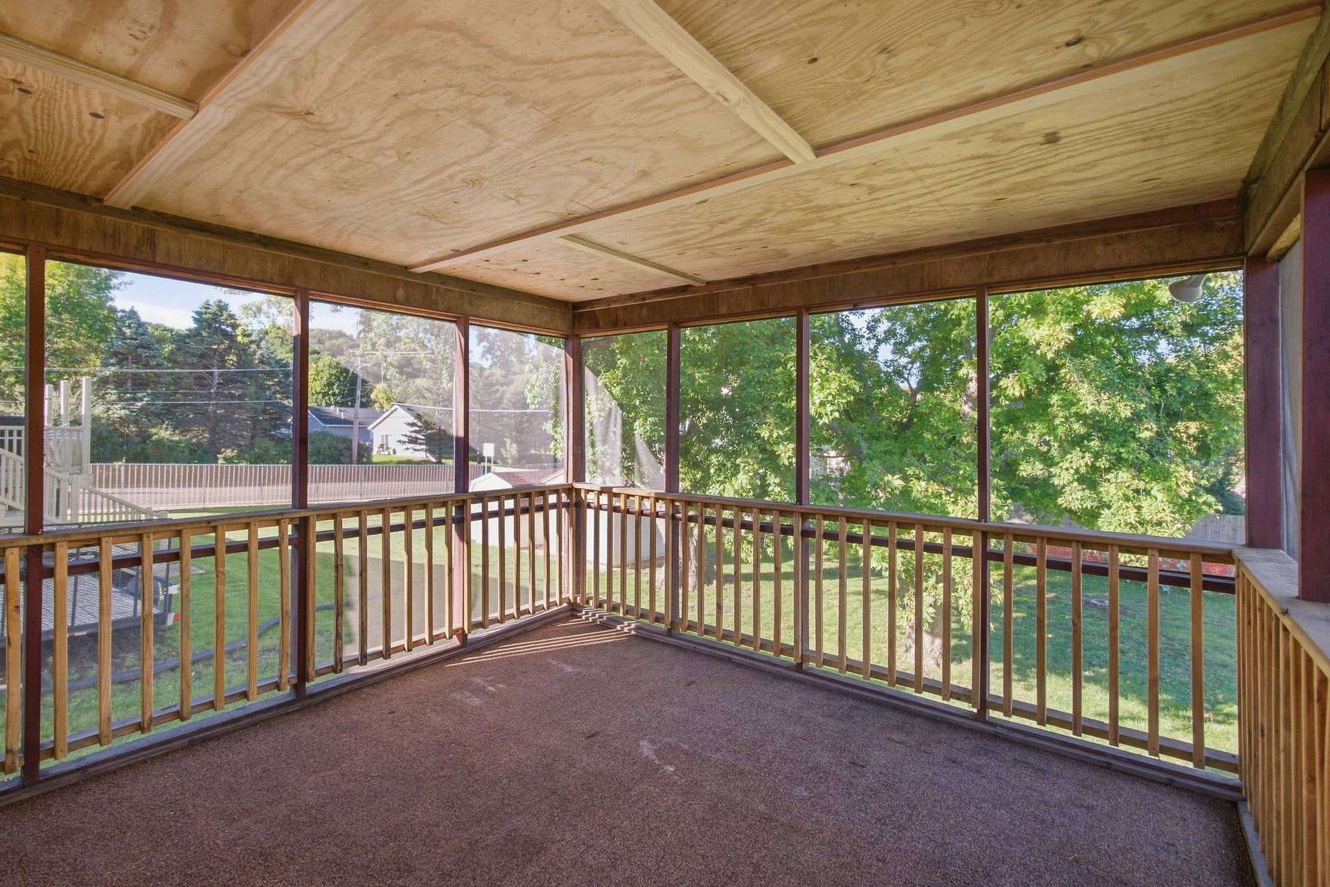 611 James Ave, Mankato, MN 56001 611 James Ave, Mankato, MN 56001