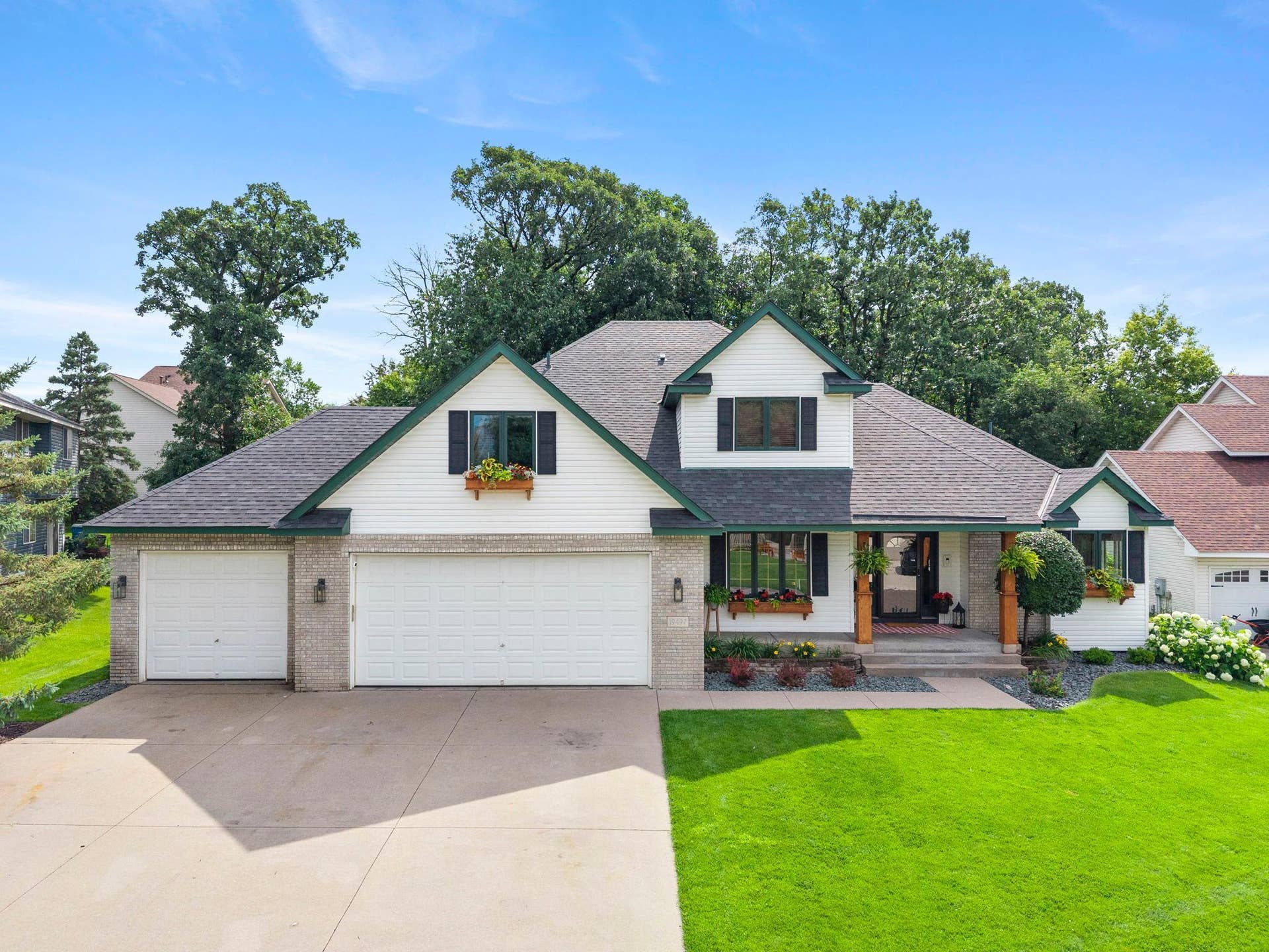 19497 Boston Street NW, Elk River, MN 55330 Welcome to 19497 Boston St NW!