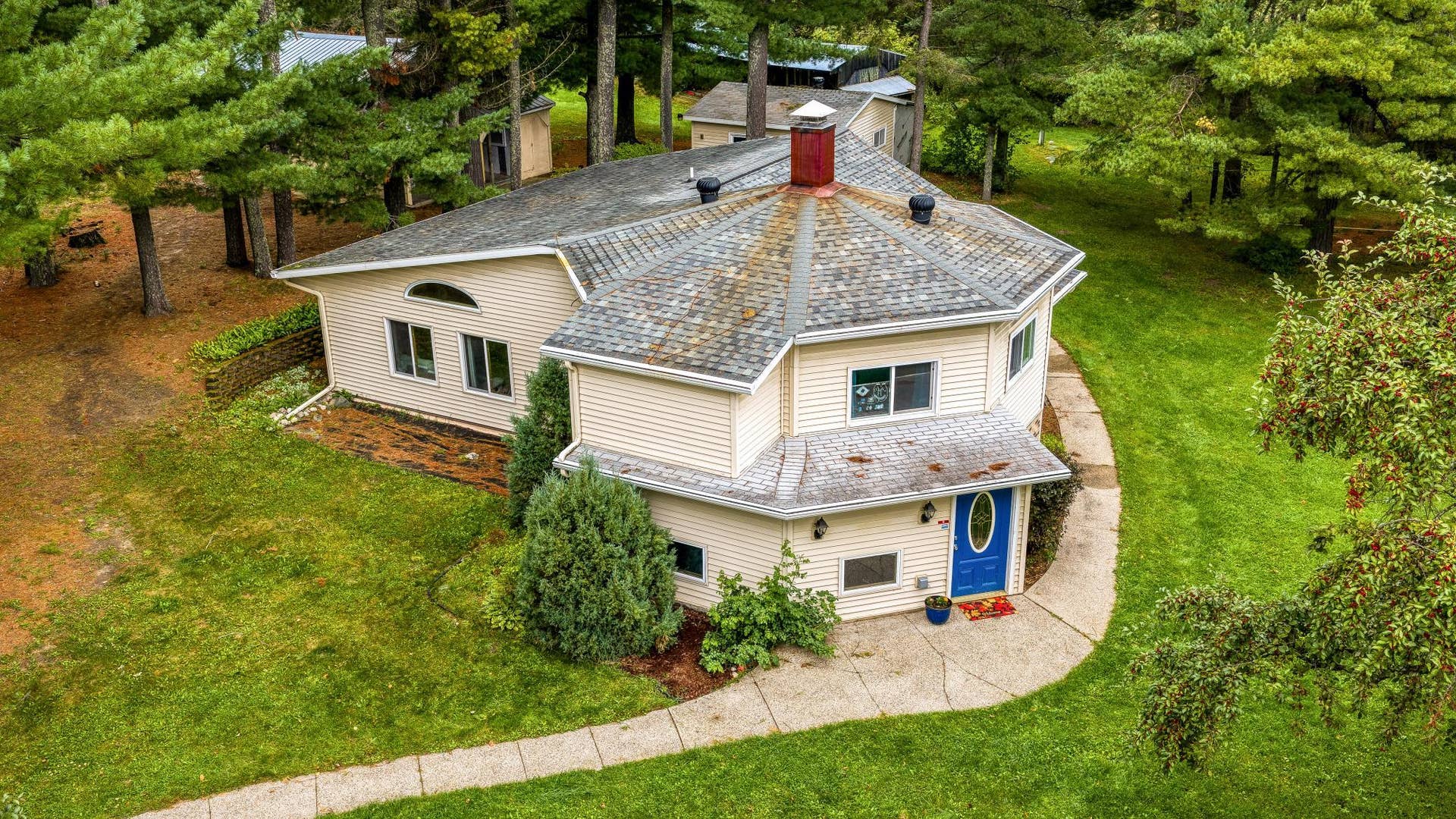 11081 Hillcrest Drive NE, Bemidji, MN 56601 Hillcrest