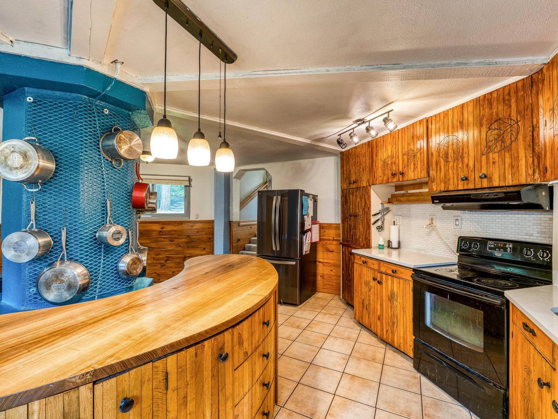 11081 Hillcrest Drive NE, Bemidji, MN 56601 11081 Hillcrest Drive NE, Bemidji, MN 56601