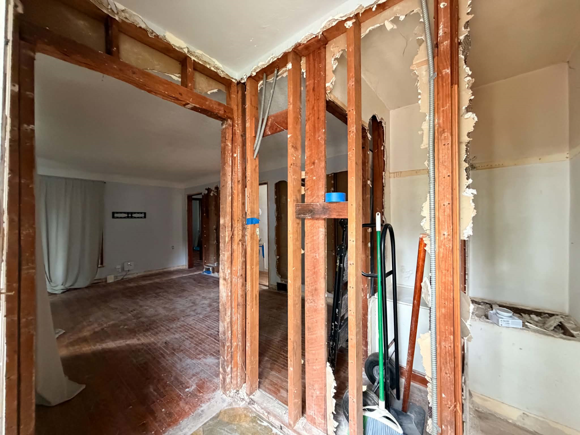 1064 Lawson Avenue E, 98, Saint Paul, MN 55106 f4451b33-6818-46f4-8d51-41c97c0dbbdc.png