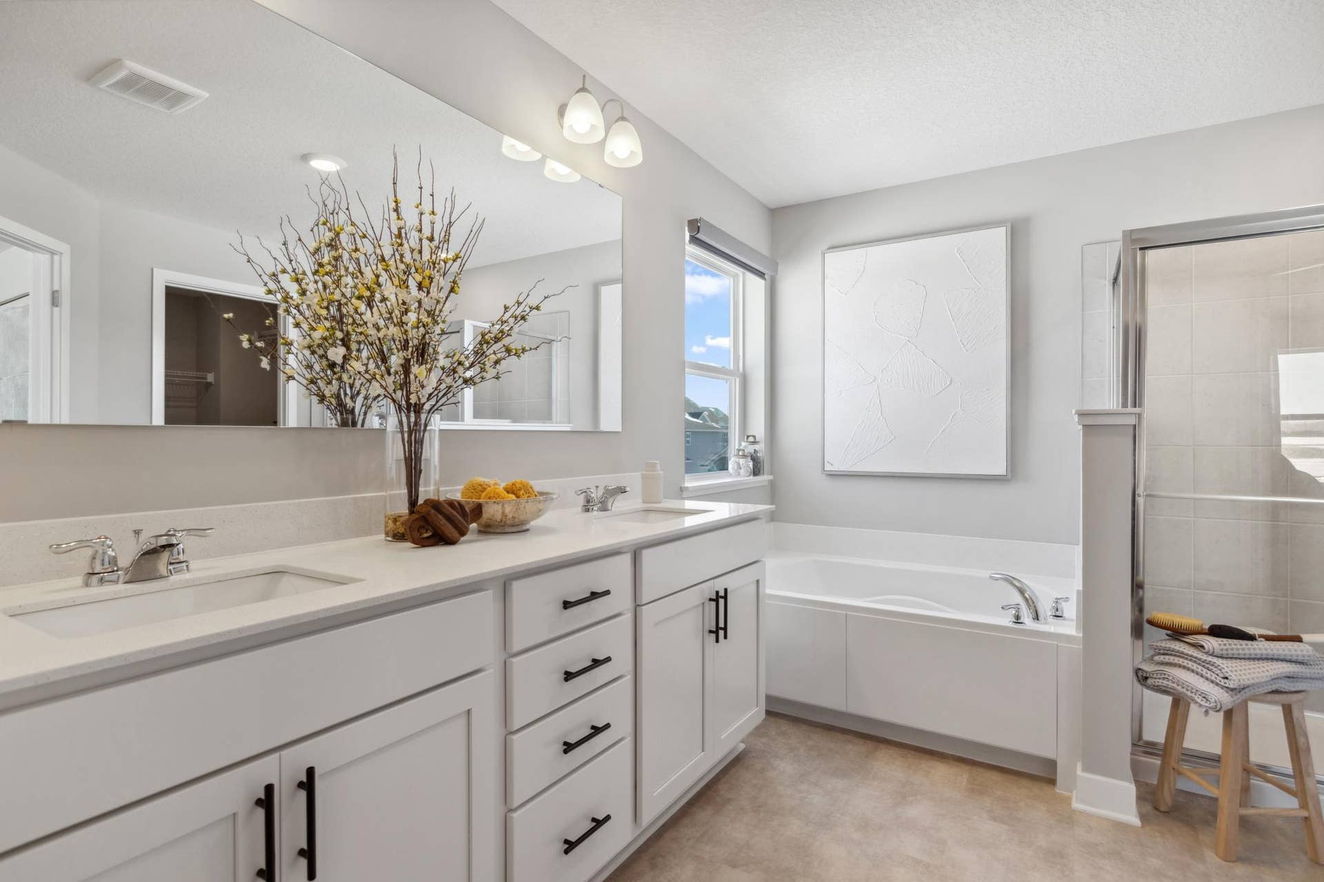 4901 Blake Way, Woodbury, MN 55129 Primary bath.
