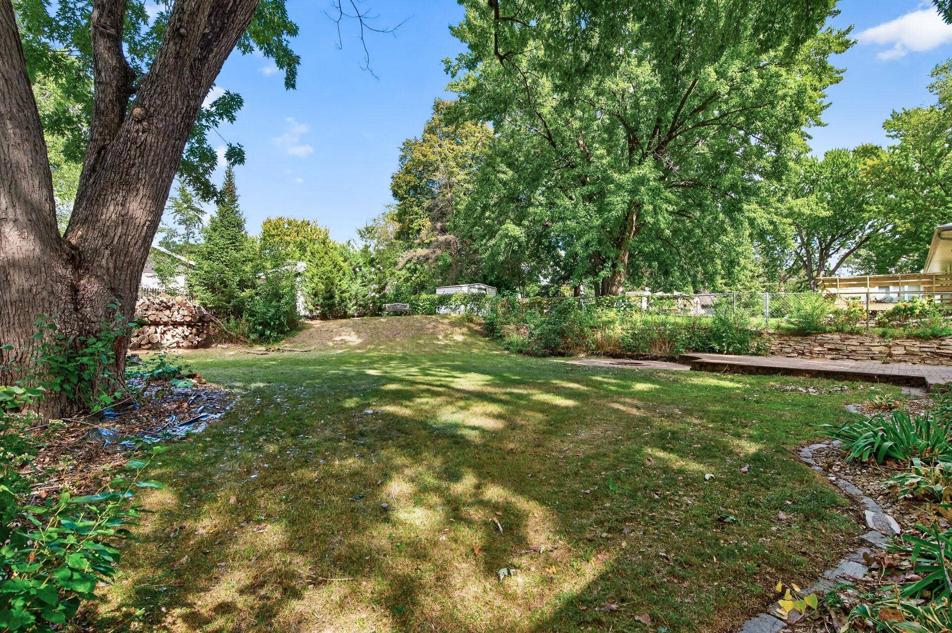 651 46 1/2 Avenue NE, Columbia Heights, MN 55421 21_651_46__Ave21_mls.jpg