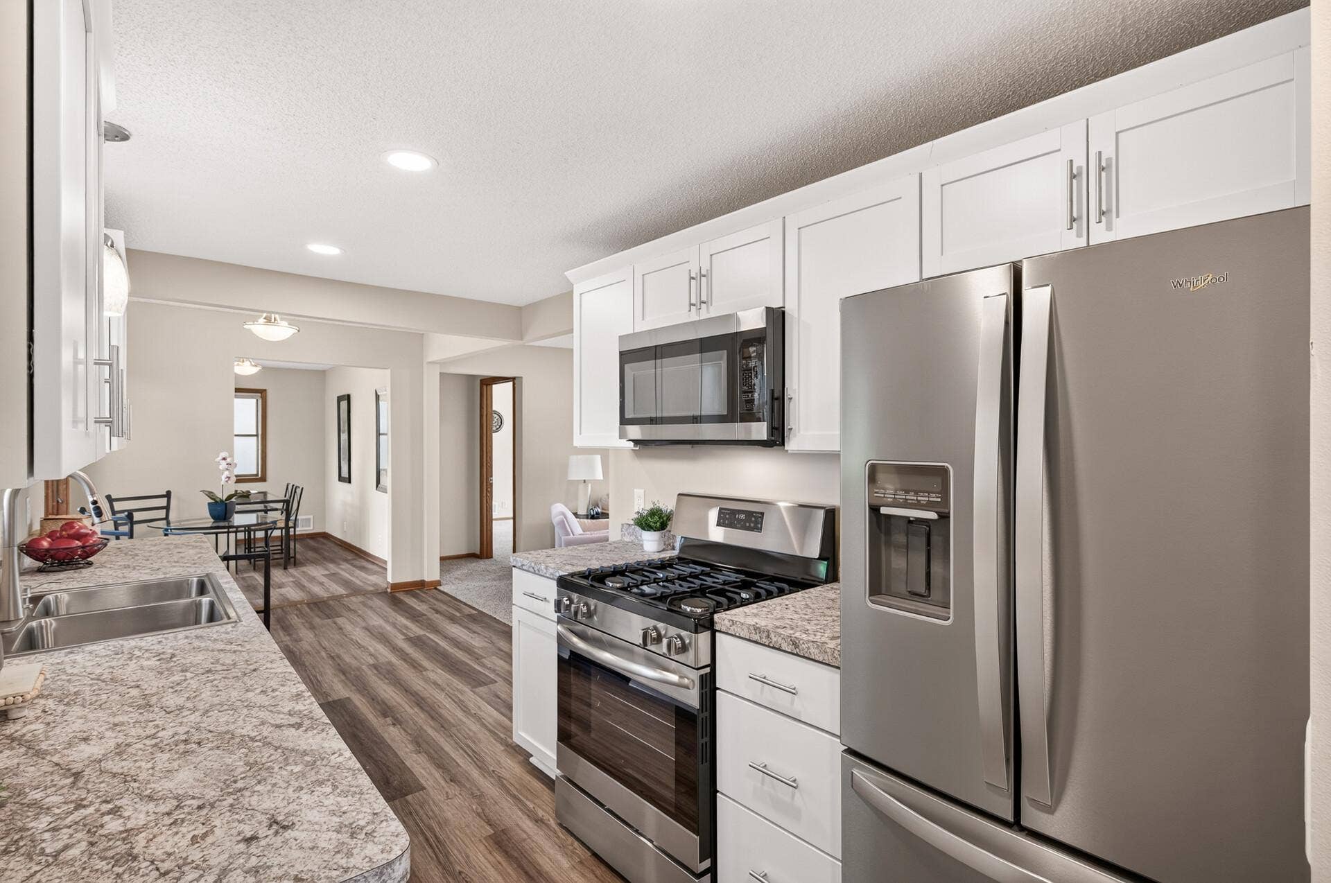 651 46 1/2 Avenue NE, Columbia Heights, MN 55421 11_651_46__Ave11_mls.jpg