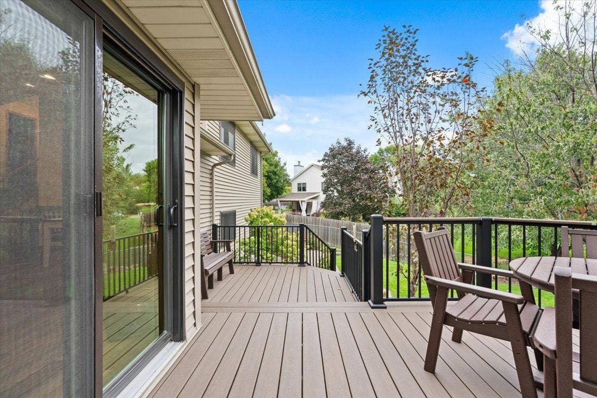 8821 Rainier Court, Woodbury, MN 55125 43-DSC08154.jpg