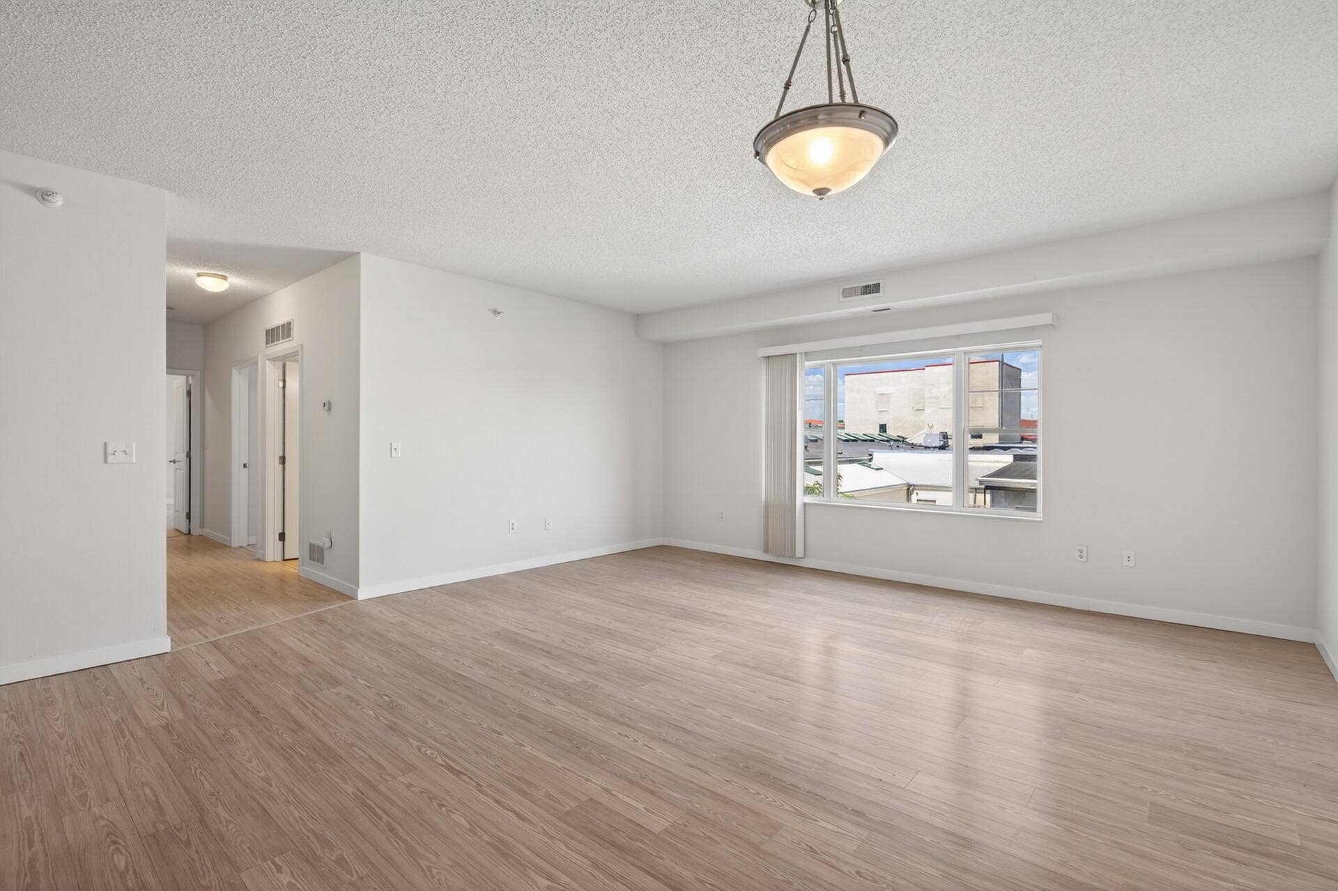 619 8th Street SE, #308, 50, Minneapolis, MN 55414 15_619_8th_30815_mls.jpg
