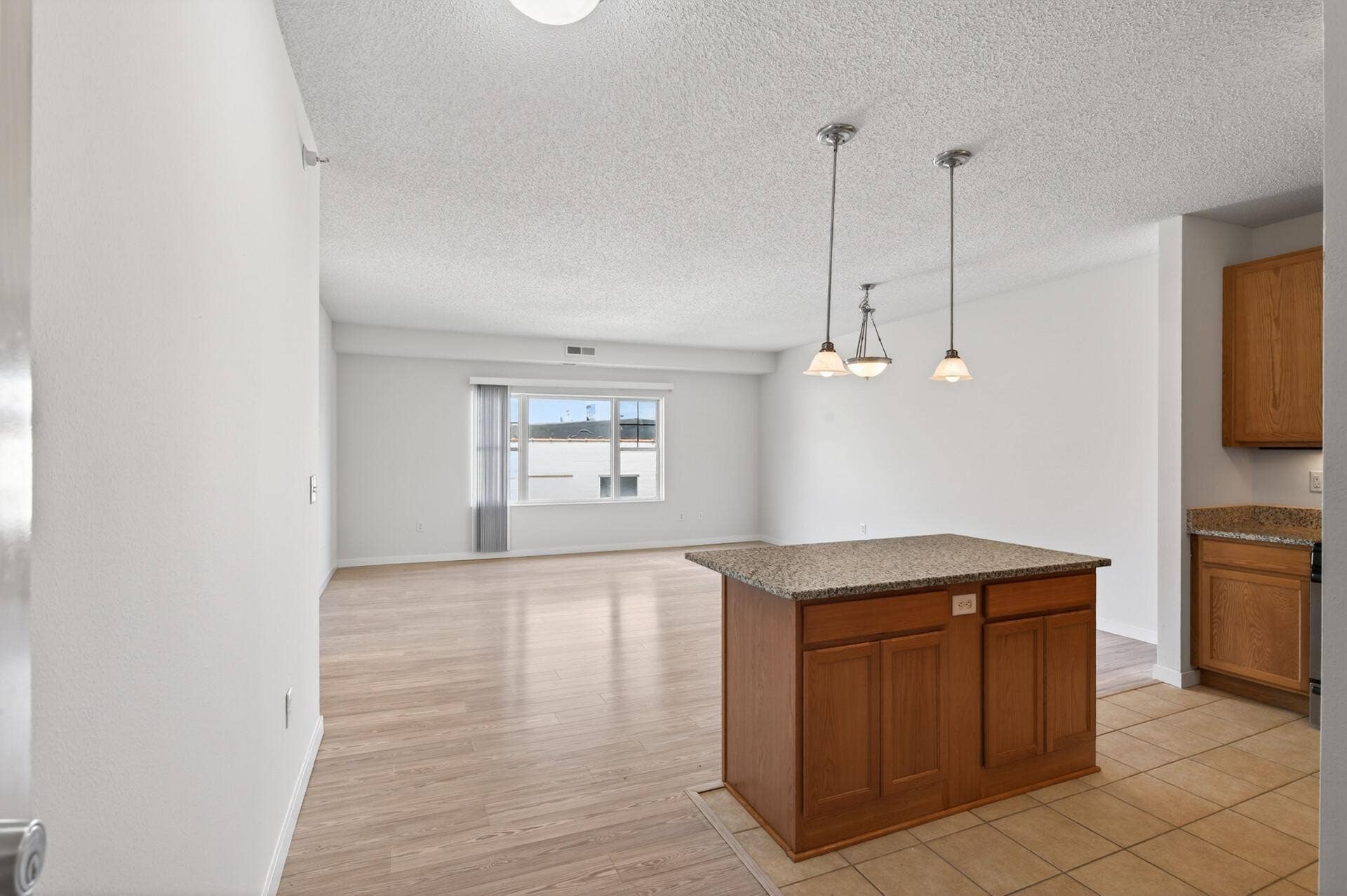 619 8th Street SE, #308, 50, Minneapolis, MN 55414 09_619_8th_3089_mls.jpg