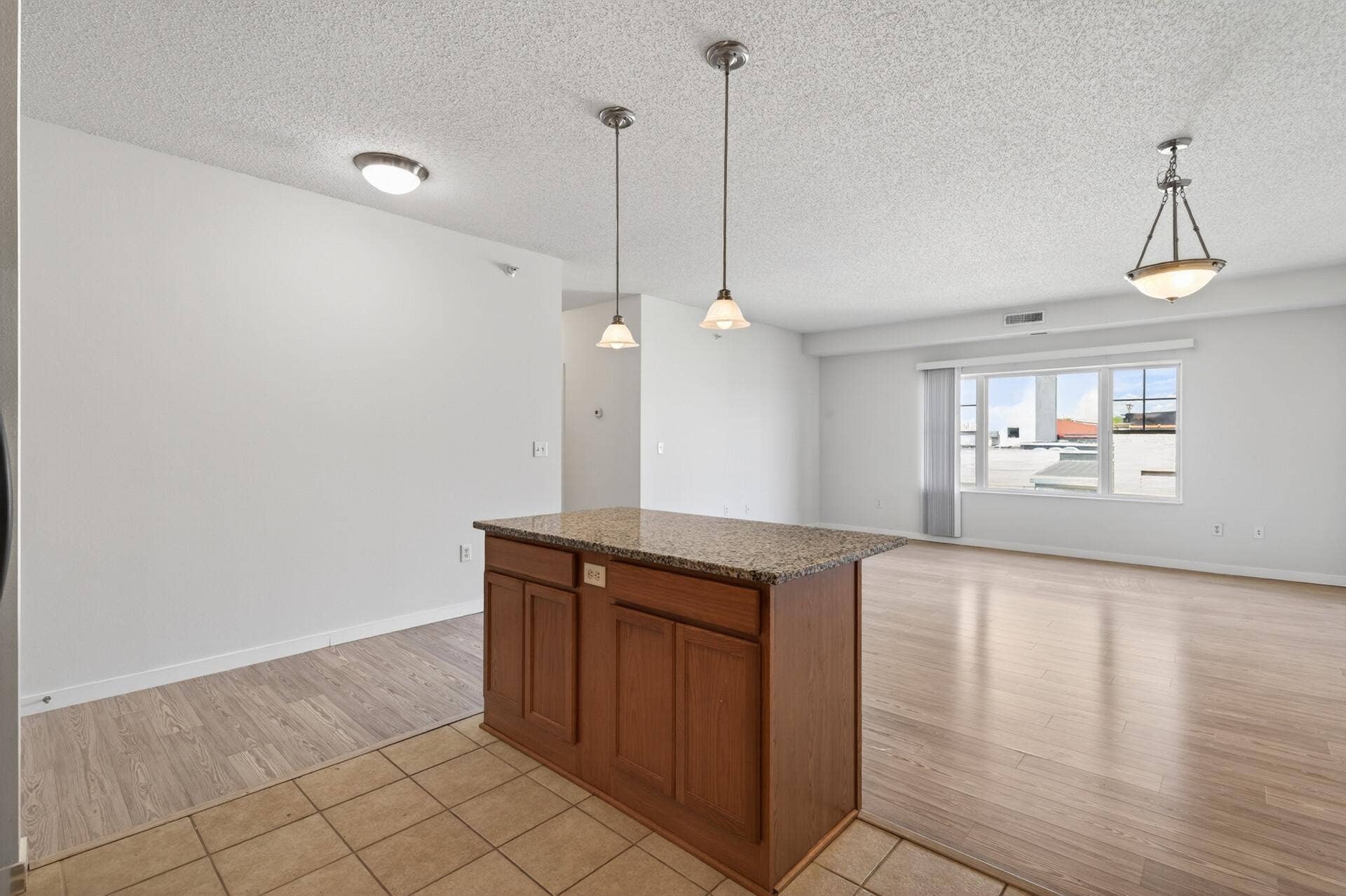 619 8th Street SE, #308, 50, Minneapolis, MN 55414 14_619_8th_30814_mls.jpg