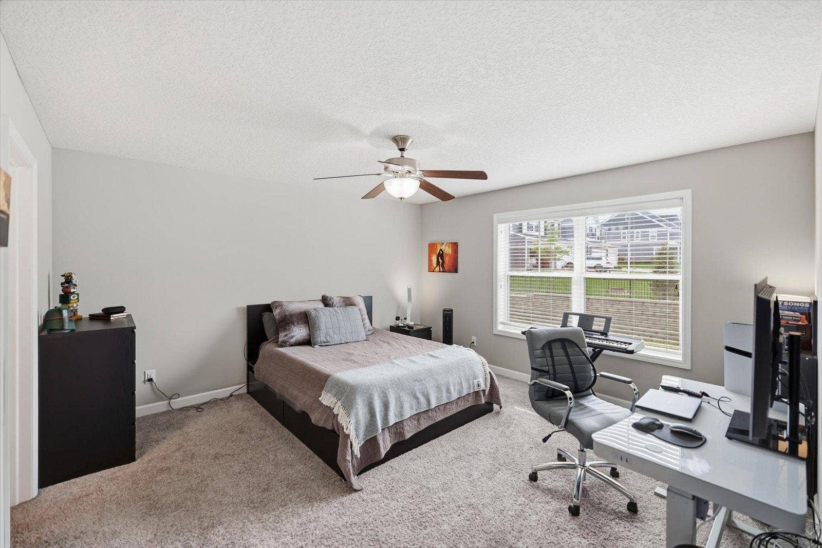 9757 5th Street Lane N, Lake Elmo, MN 55042 Large primary bedroom w/private bath and large walk-in closet