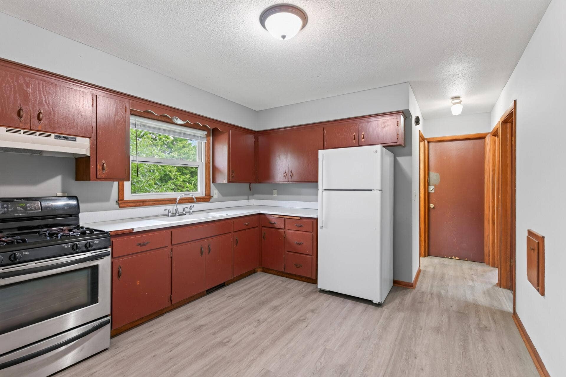 3824 Thomas Avenue N, 79, Minneapolis, MN 55412 09_3824_Thomas9_mls.jpg