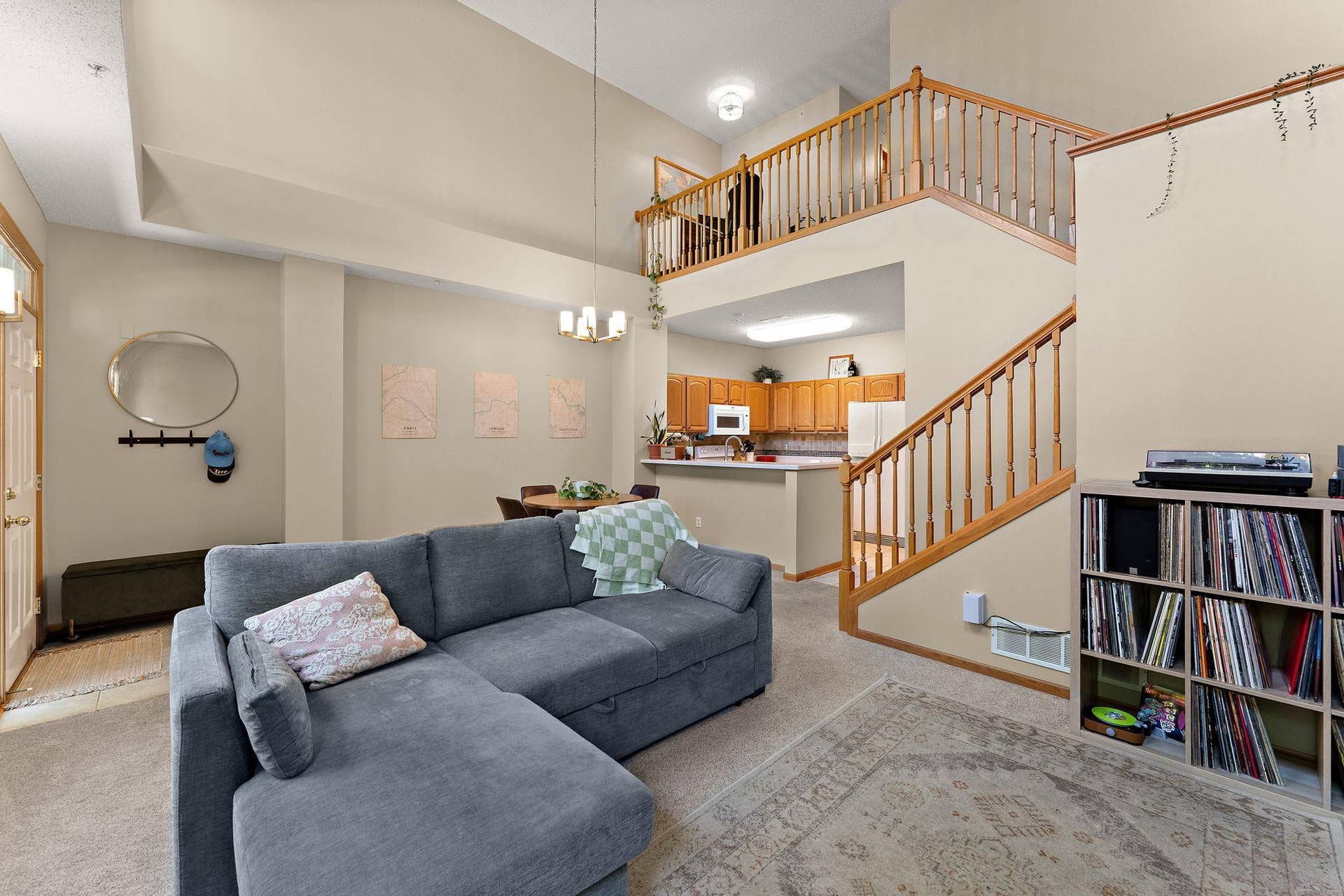 1610 Woodlynn Avenue, #3, Maplewood, MN 55109 1610 Woodlynn Avenue, #3, Maplewood, MN 55109