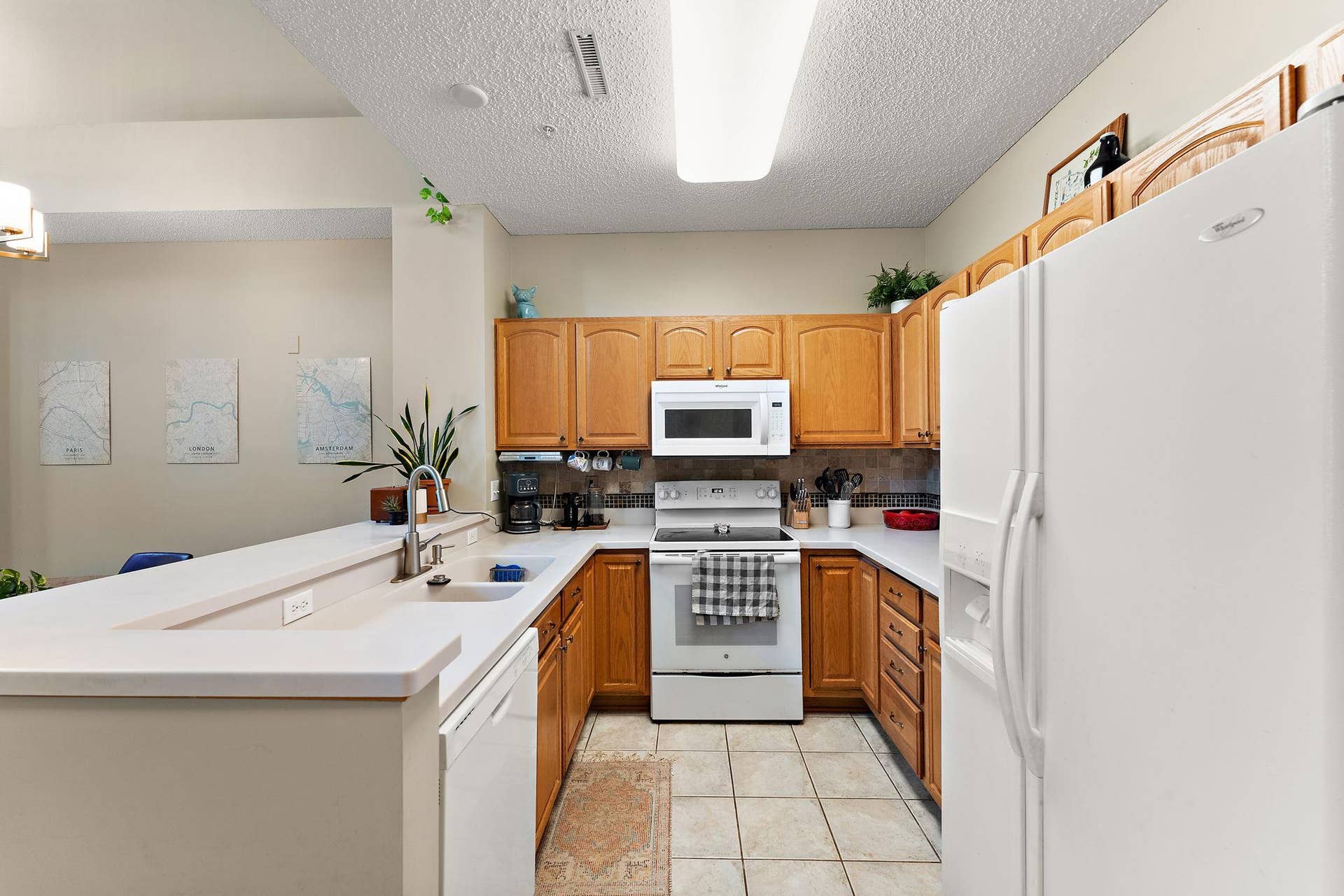 1610 Woodlynn Avenue, #3, Maplewood, MN 55109 1610 Woodlynn Avenue, #3, Maplewood, MN 55109