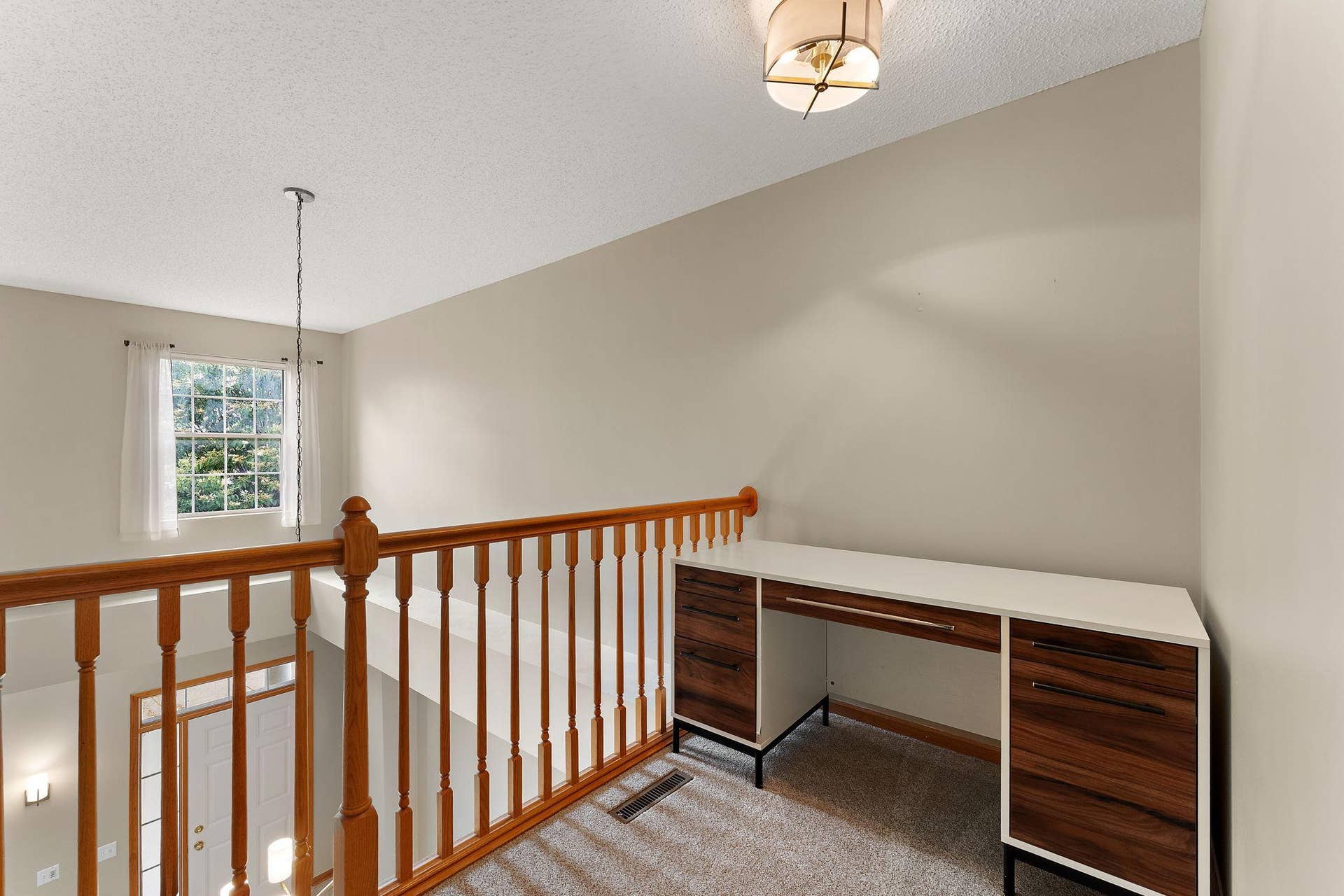 1610 Woodlynn Avenue, #3, Maplewood, MN 55109 1610 Woodlynn Avenue, #3, Maplewood, MN 55109