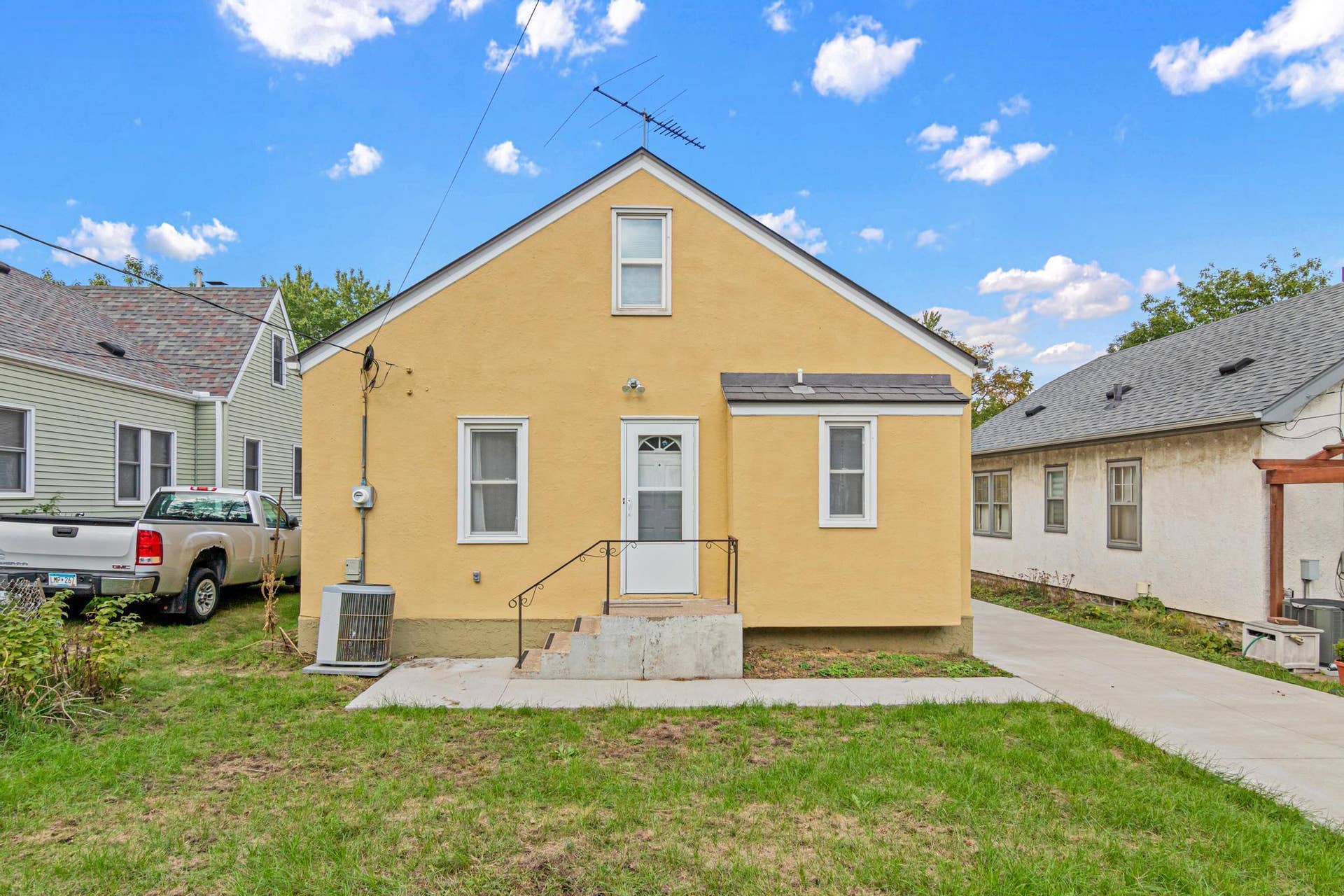 1186 Englewood Avenue, 93, Saint Paul, MN 55104 1186 Englewood Avenue, 93, Saint Paul, MN 55104