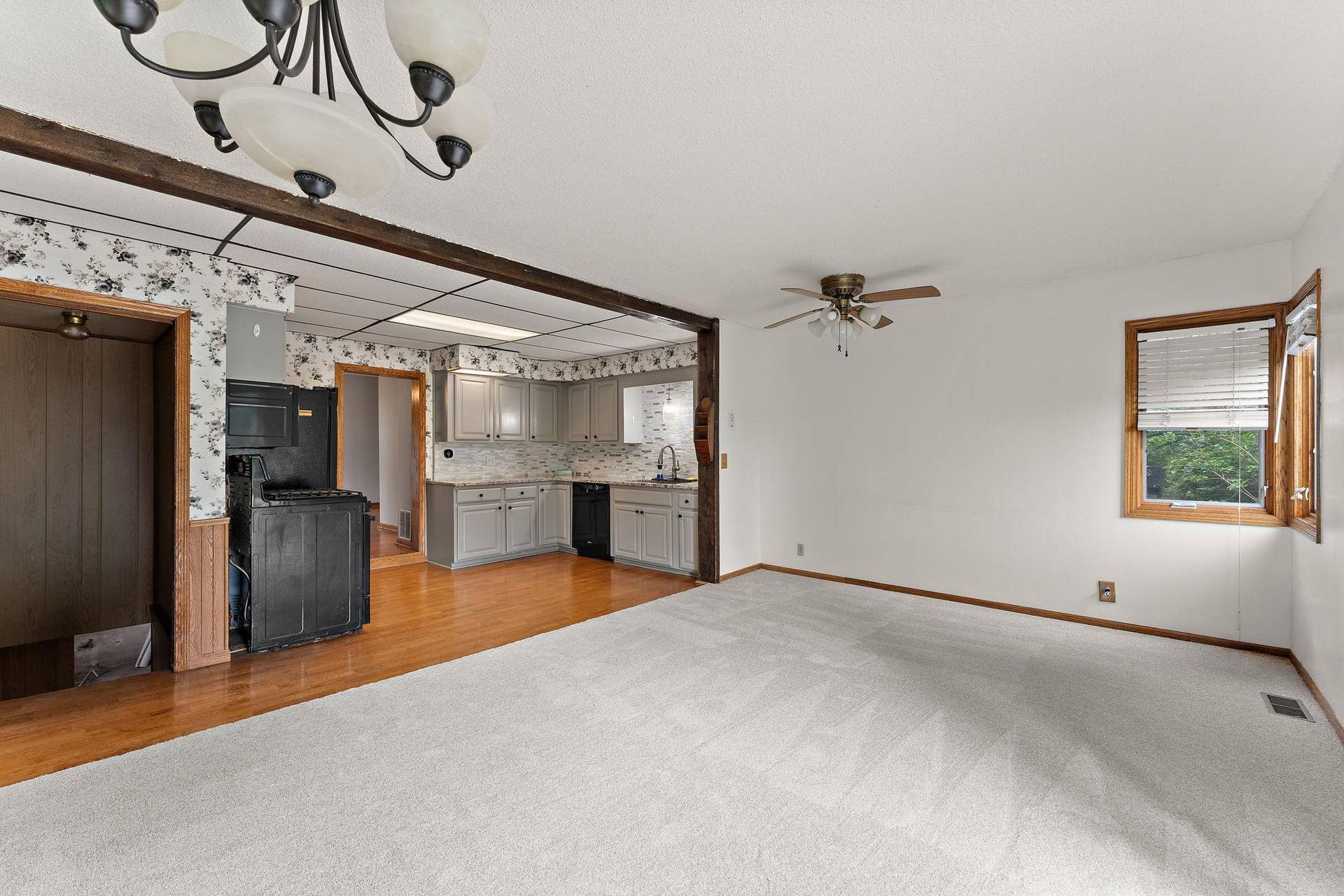 1455 Kent Street, 97, Saint Paul, MN 55117 Family Room