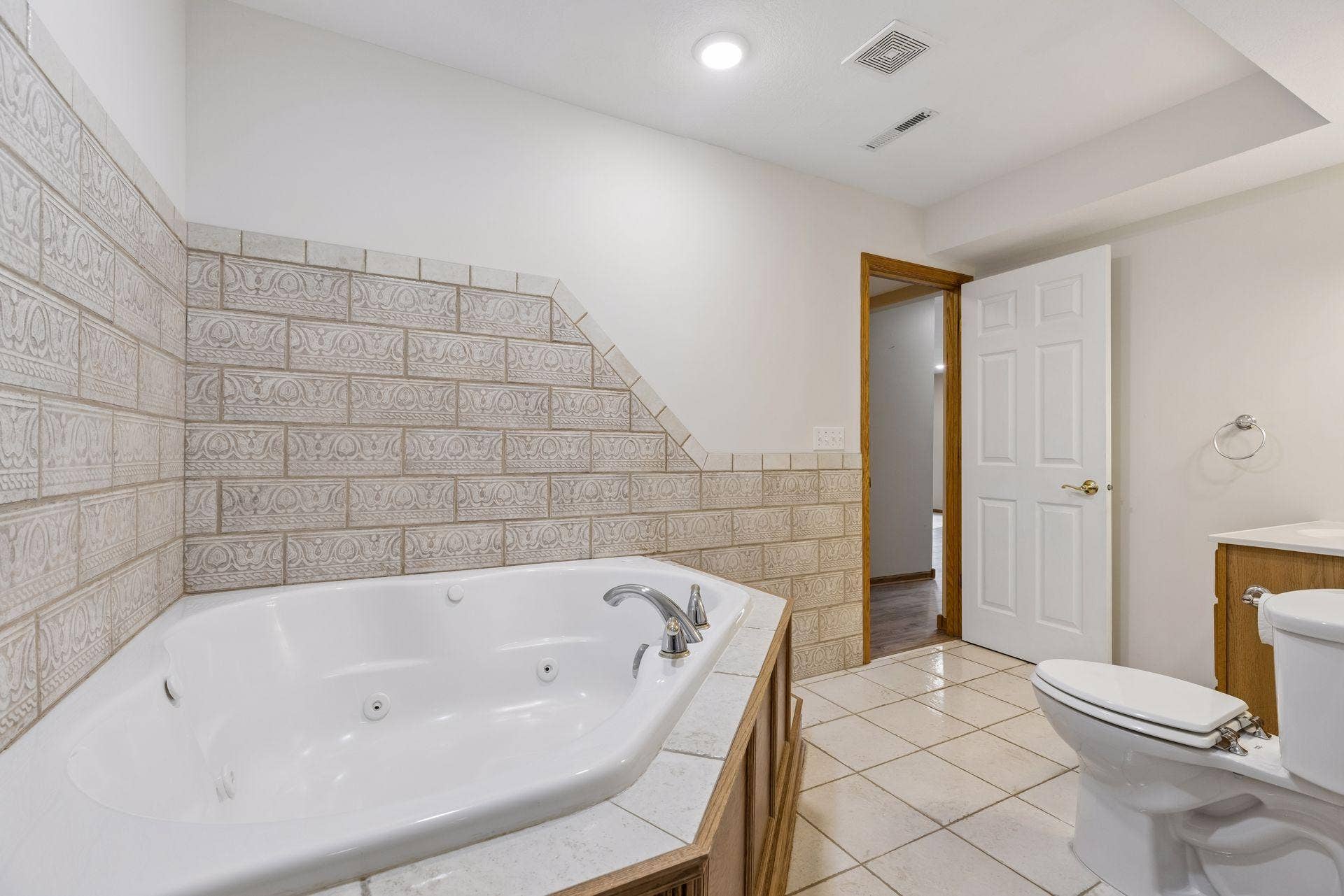 Full Bath with separate tub and shower