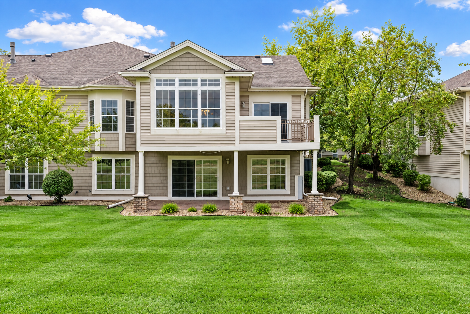 The Sunroom, Deck and Patio make this a very special townhome