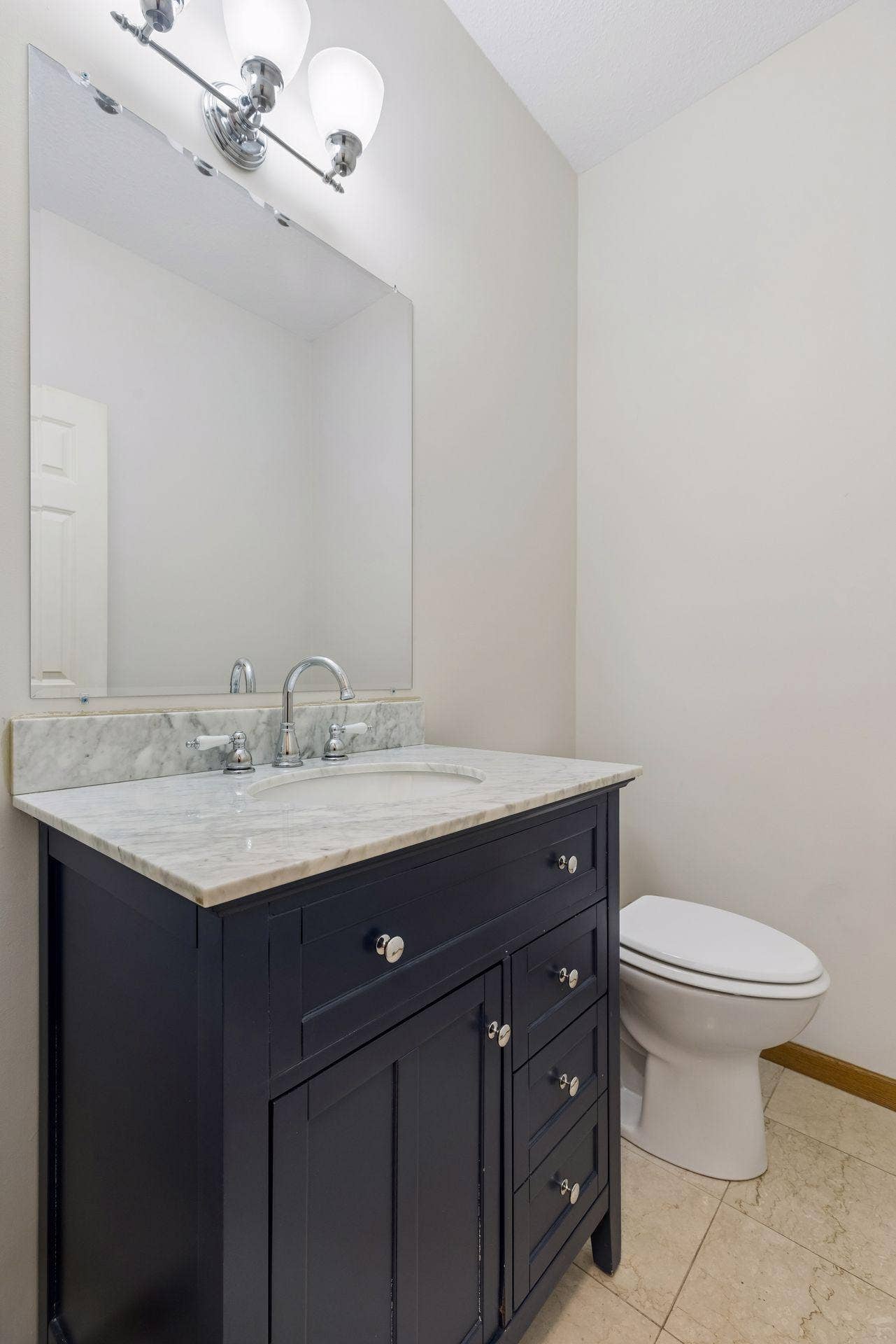 Updated main level 1/2 Bath