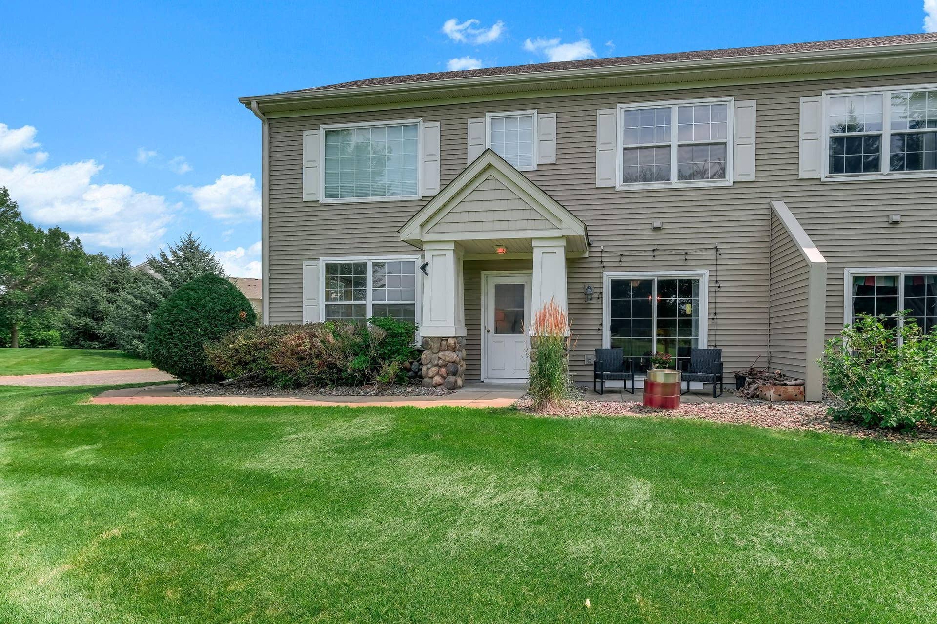 1899 Wildflower Court, Shoreview, MN 55126 1899 Wildflower Court, Shoreview, MN 55126