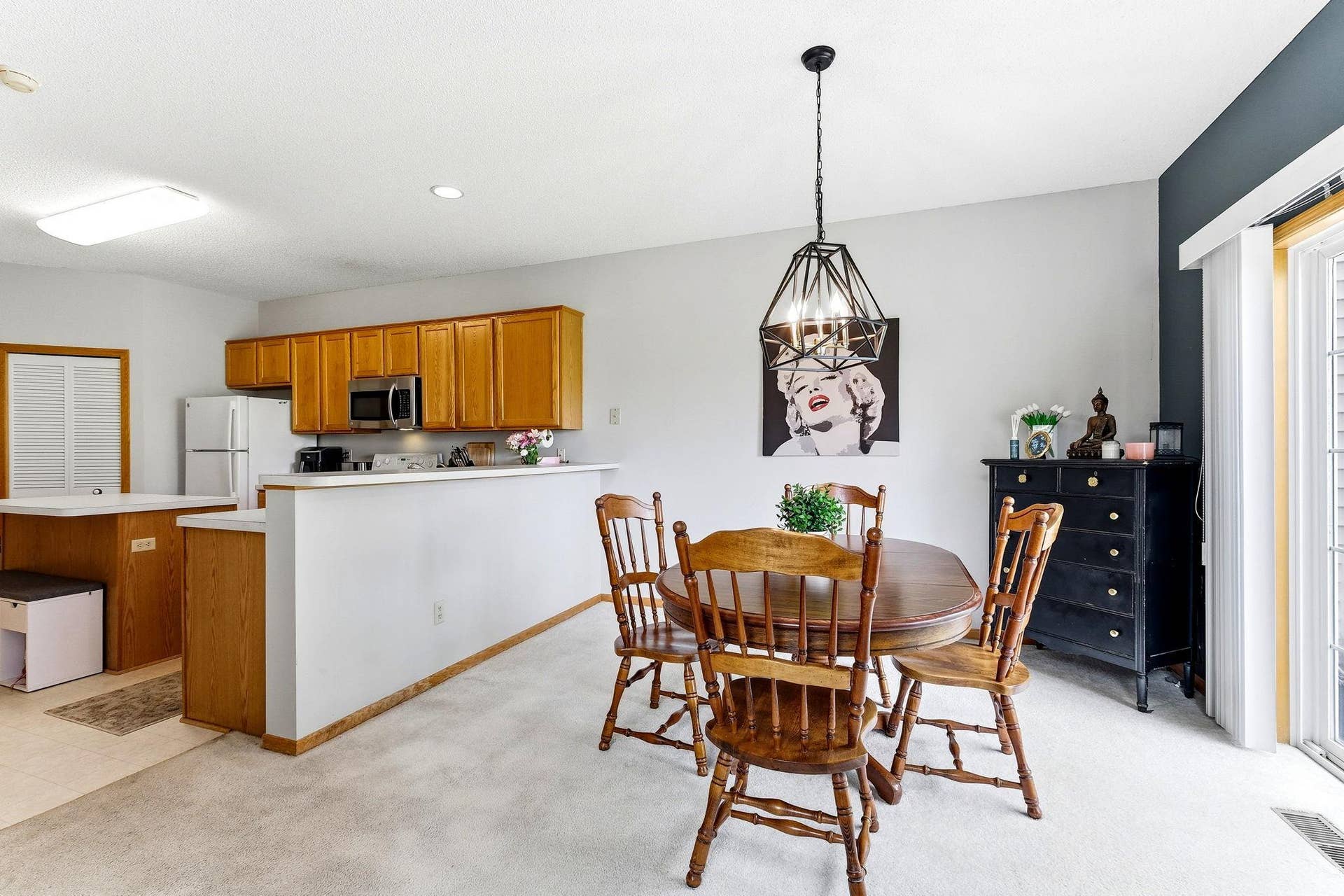 1899 Wildflower Court, Shoreview, MN 55126 Open concept from the kitchen to the dining room.