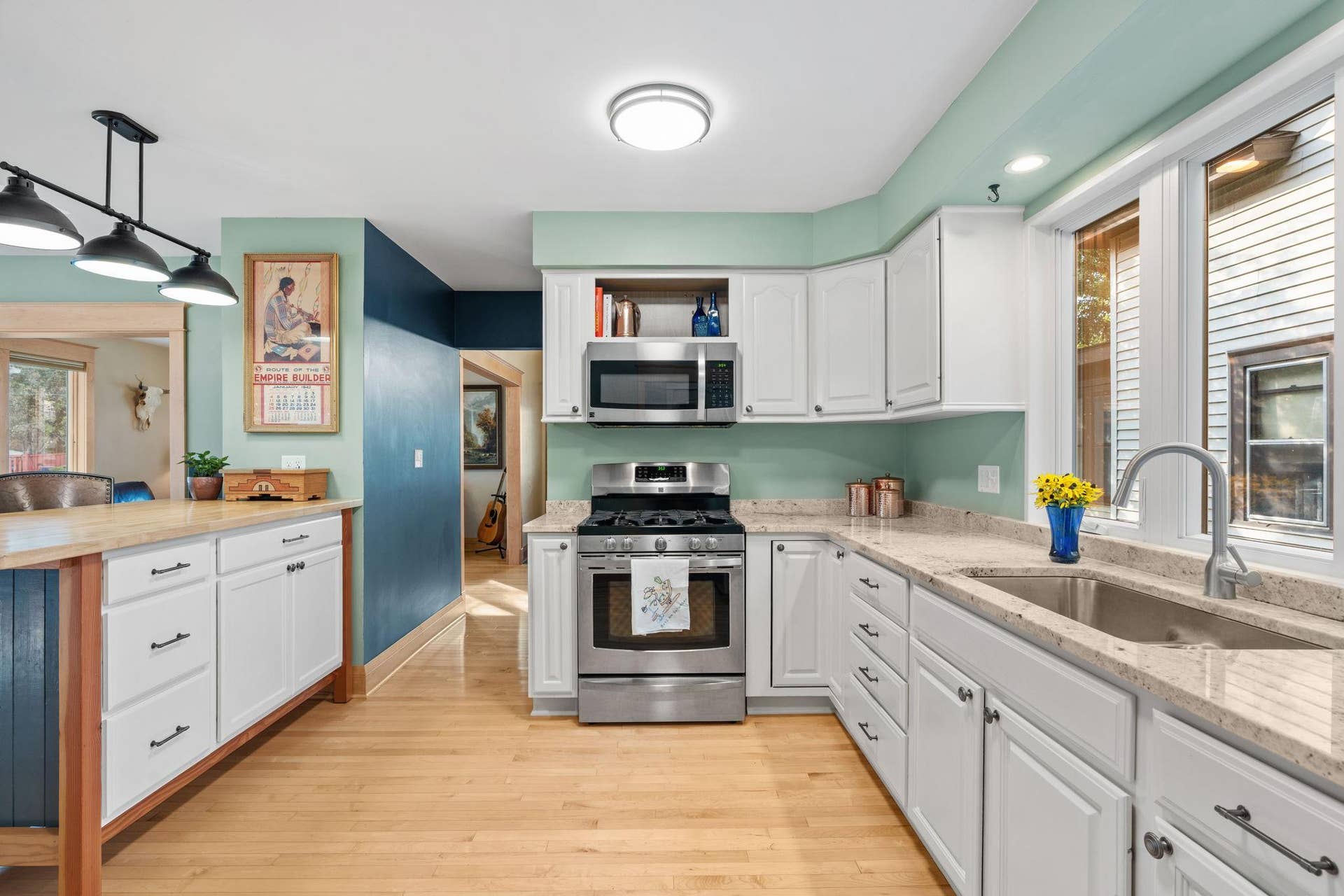 1317 Monroe Street NE, 43, Minneapolis, MN 55413 Natural Light