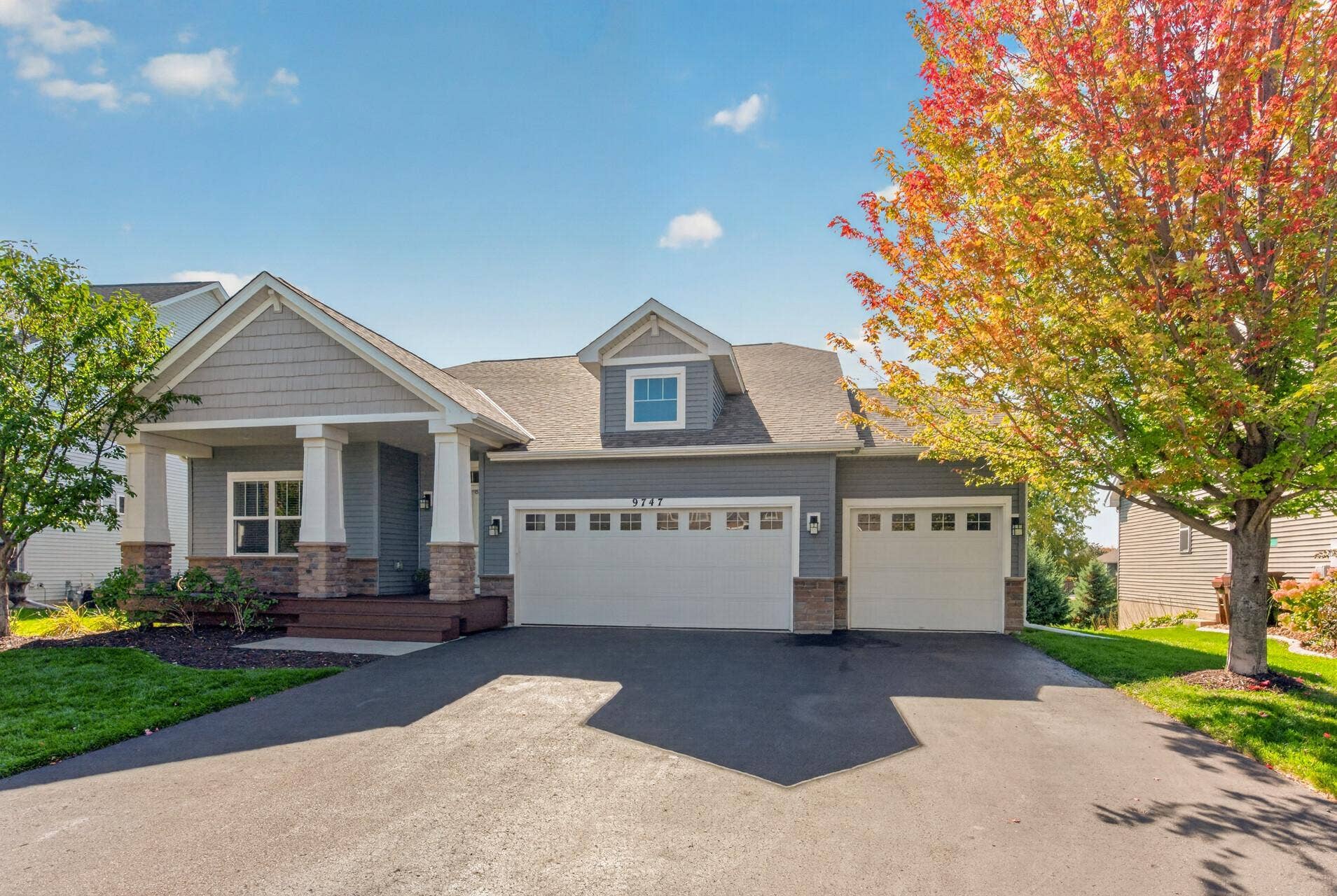 9747 69th Street S, Cottage Grove, MN 55016 9747 69th Street S, Cottage Grove, MN 55016