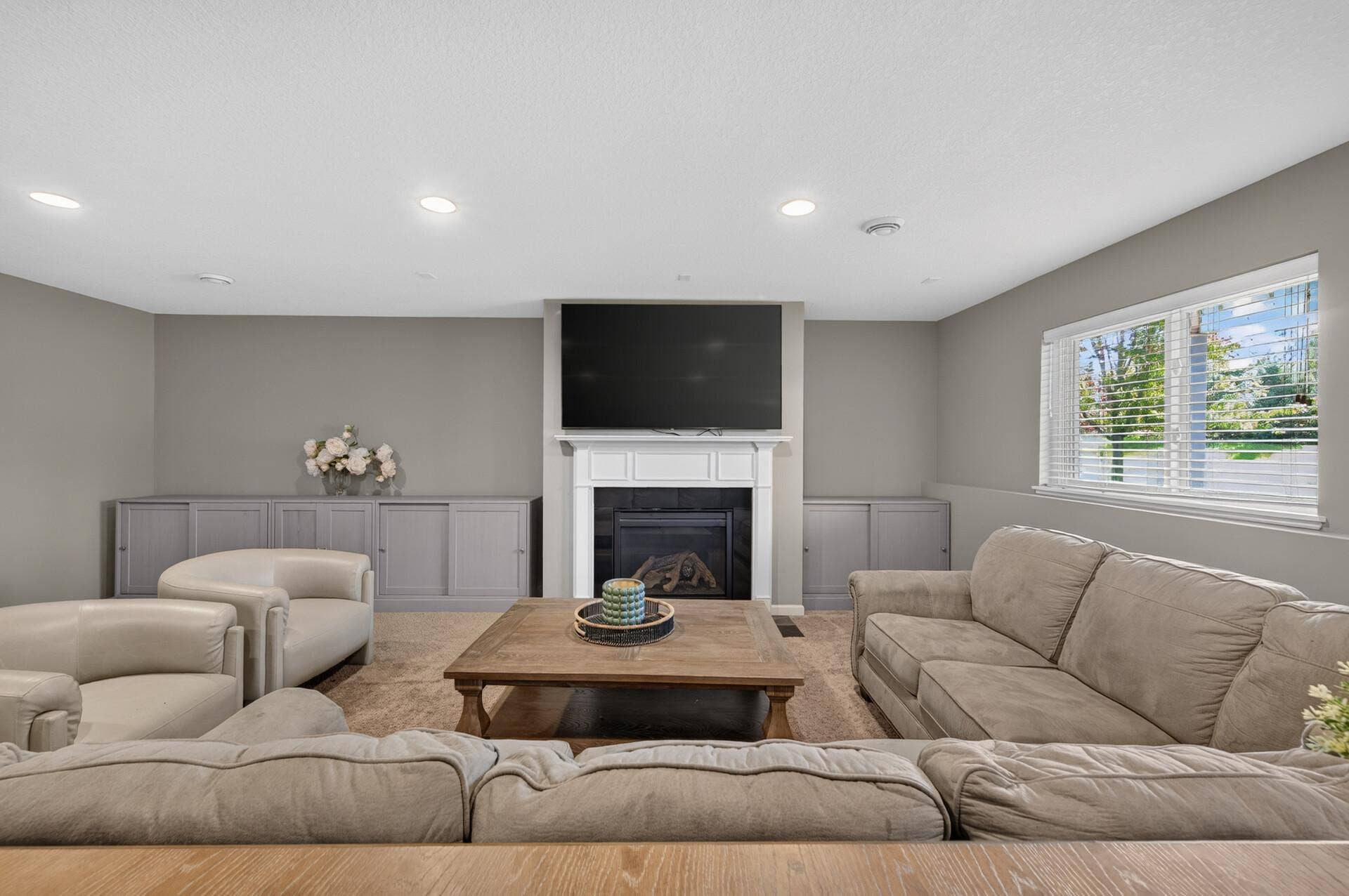 9747 69th Street S, Cottage Grove, MN 55016 9747 69th Street S, Cottage Grove, MN 55016
