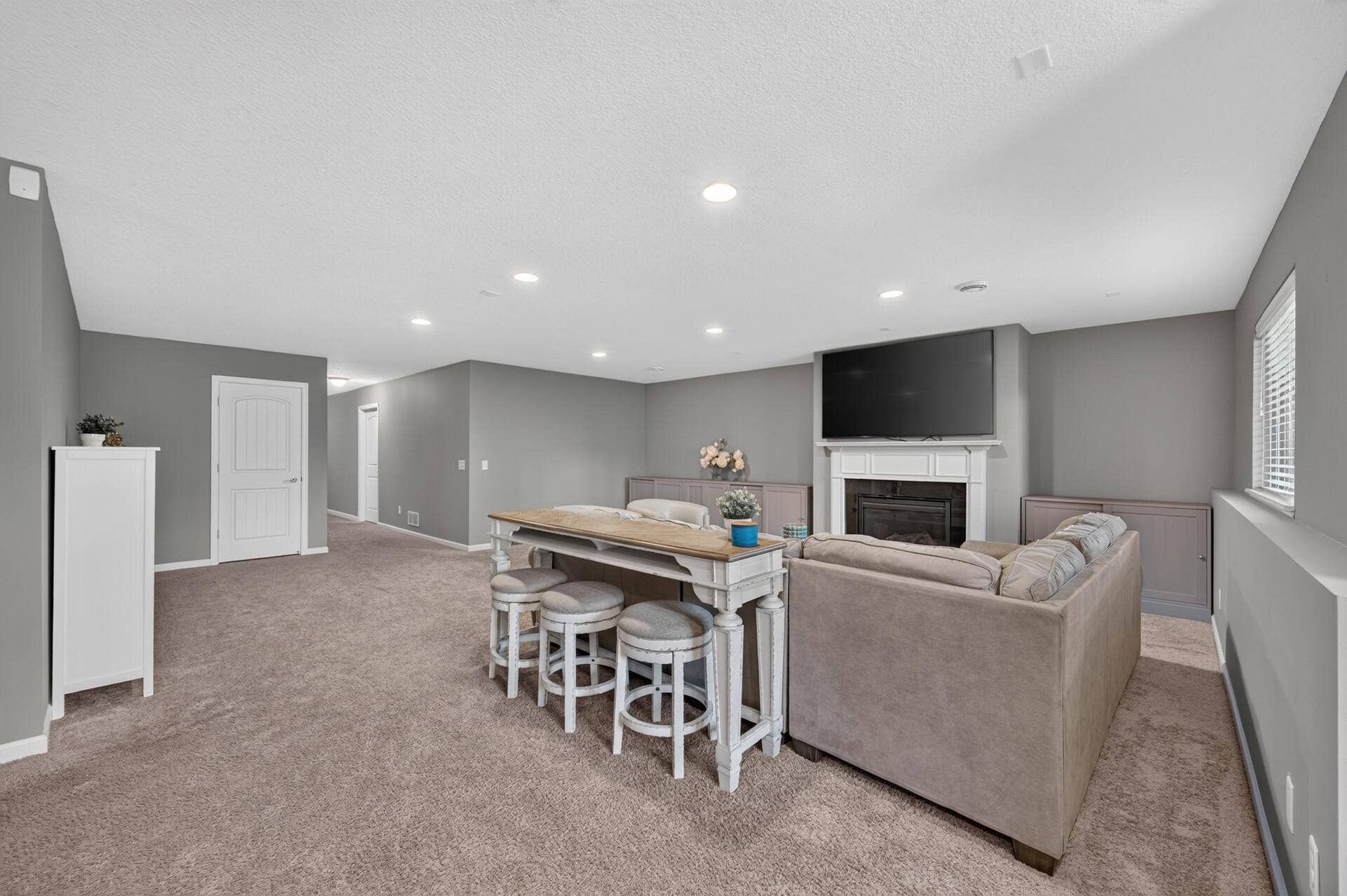 9747 69th Street S, Cottage Grove, MN 55016 9747 69th Street S, Cottage Grove, MN 55016